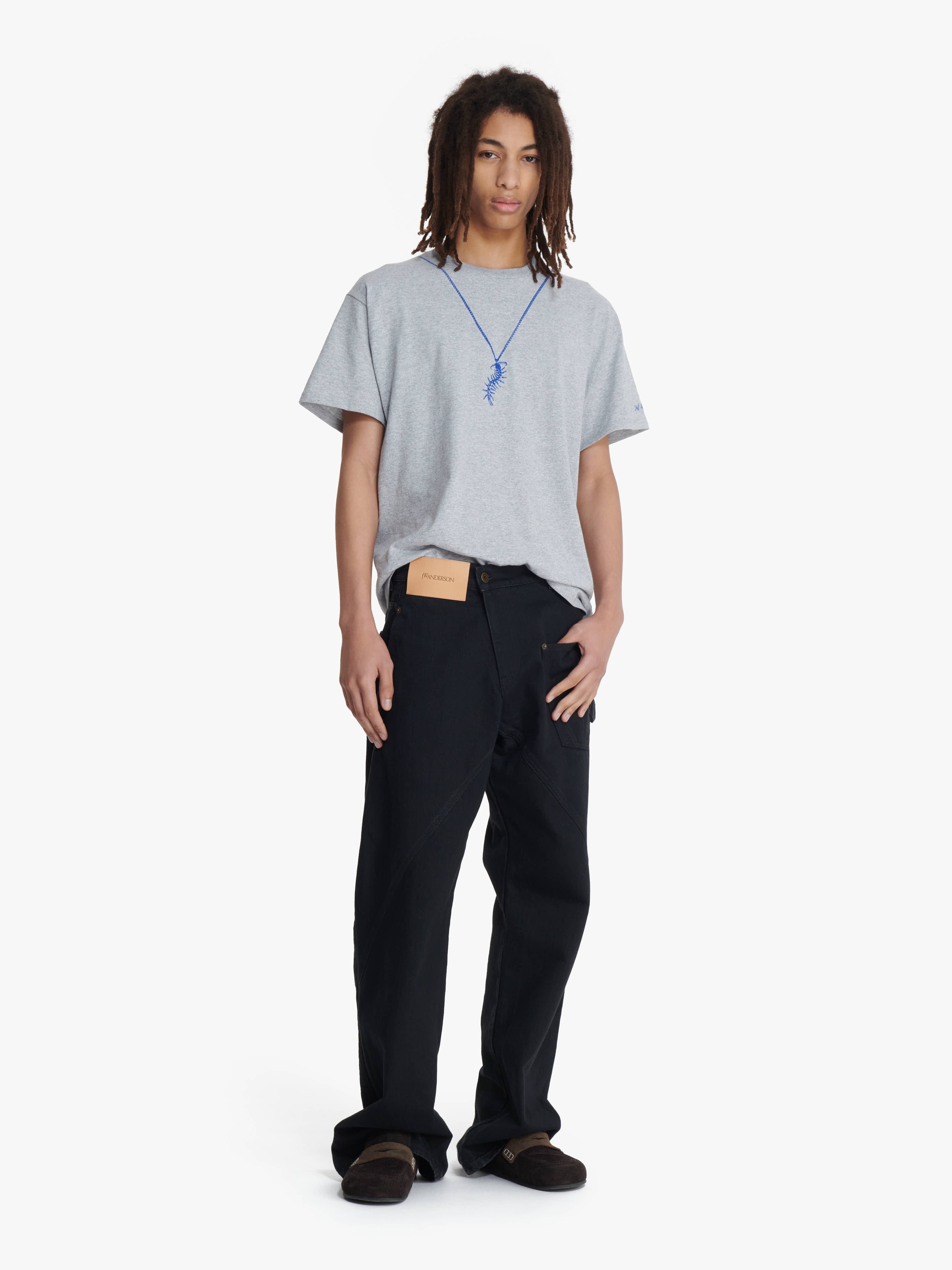 JW ANDERSON X QUEER Graphic Print T-Shirt with Necklace Design - Stylish Unisex Fashion Tee for Pride Events, Concerts and Streetwear Outfits