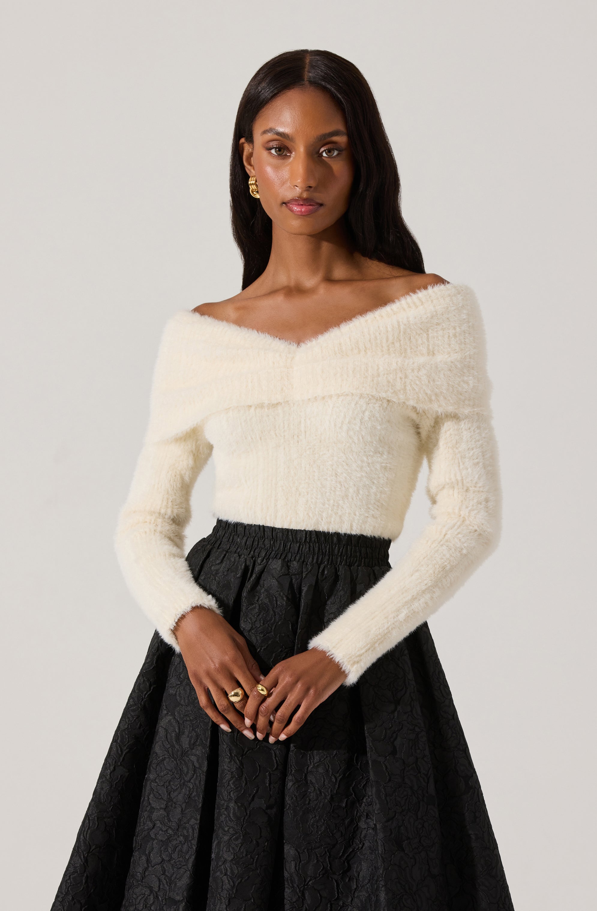 Cozy Fuzzy Knit Off-Shoulder Sweater for Women - Soft Winter Pullover - Perfect for Casual Outings & Date Nights