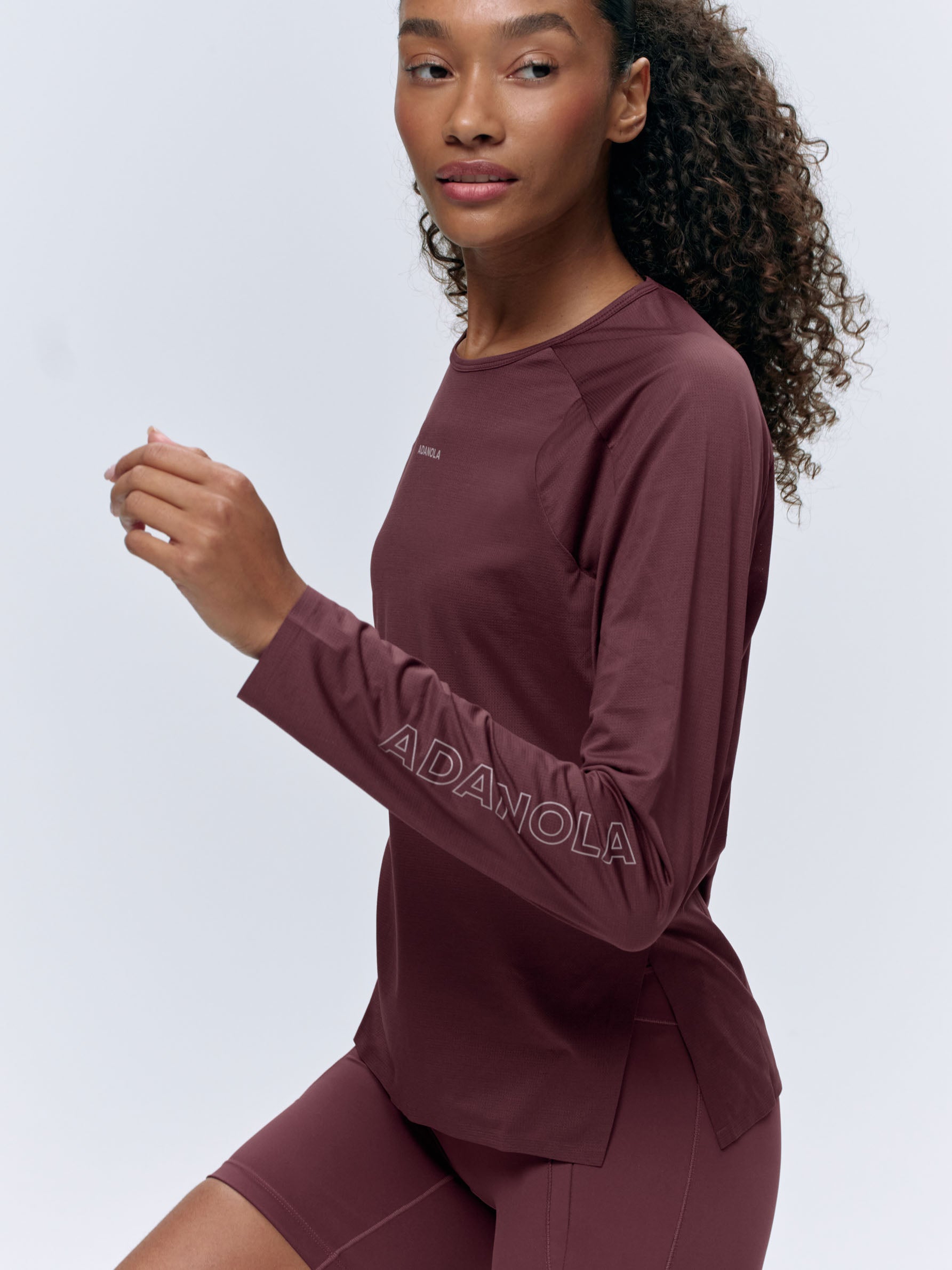 Lightweight Running Long Sleeve T-Shirt for Men & Women - Moisture Wicking Athletic Top in Burgundy - Perfect for Jogging, Gym Workouts & Outdoor Activities