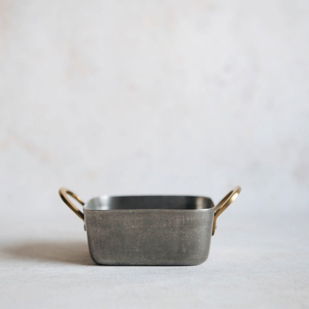 Small Pub Serving Roasting Pan - Perfect for Restaurants, Bars & Home Entertaining | Durable Commercial-Grade Cookware for Roasting Meats & Vegetables