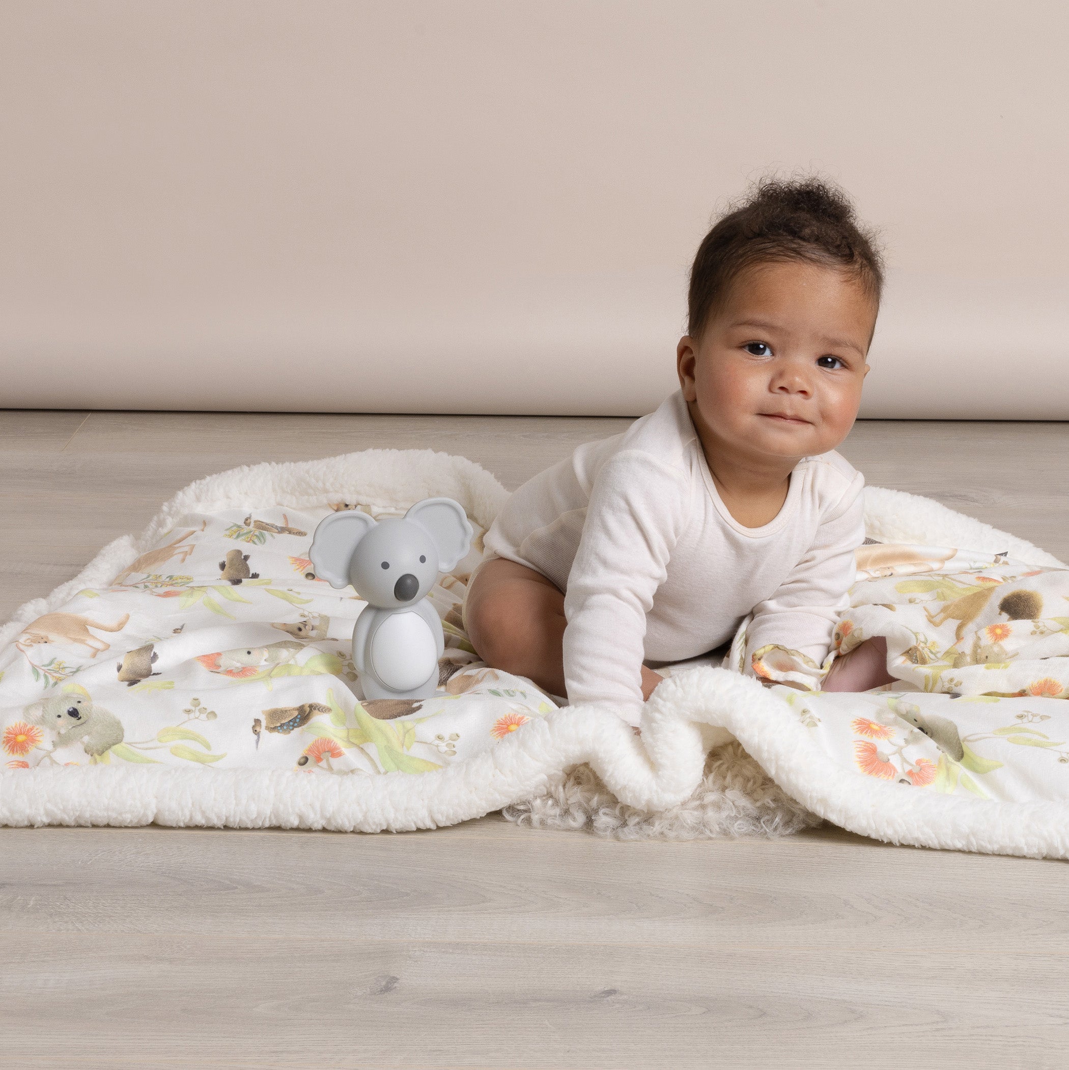 Soft Aussie Animals Cuddle Blanket - Cozy Flannel Throw for Kids & Adults - Perfect for Bedtime, Lounging & Nursery Decor