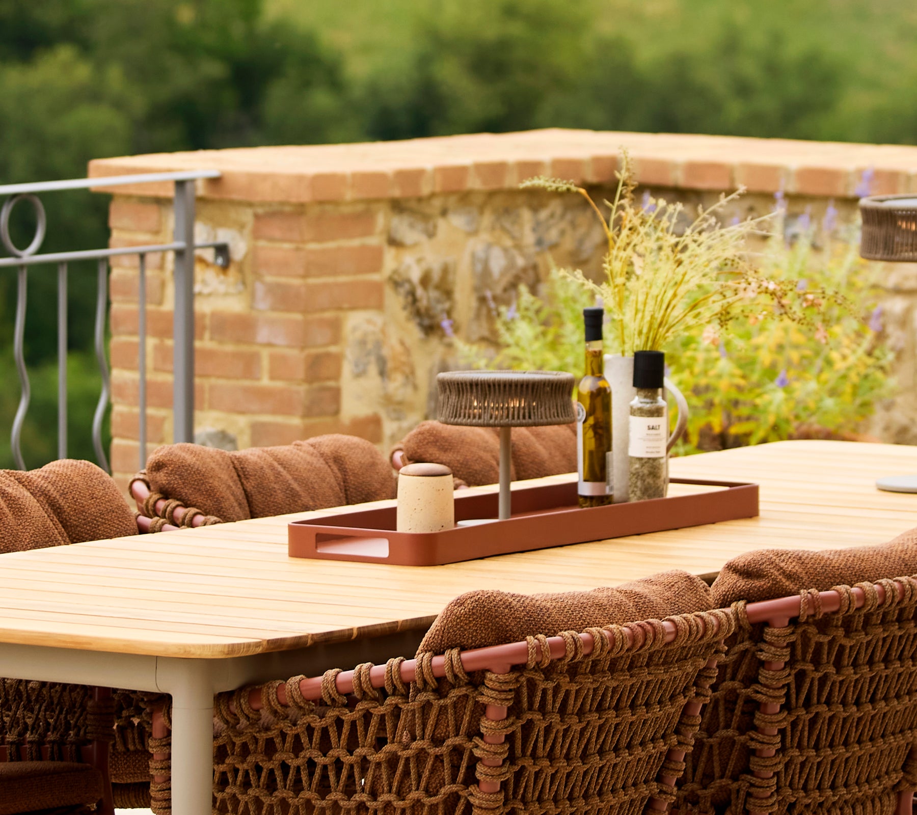 Large Rectangular Club Tray - Perfect for Serving Food & Drinks at Parties, BBQs, and Events