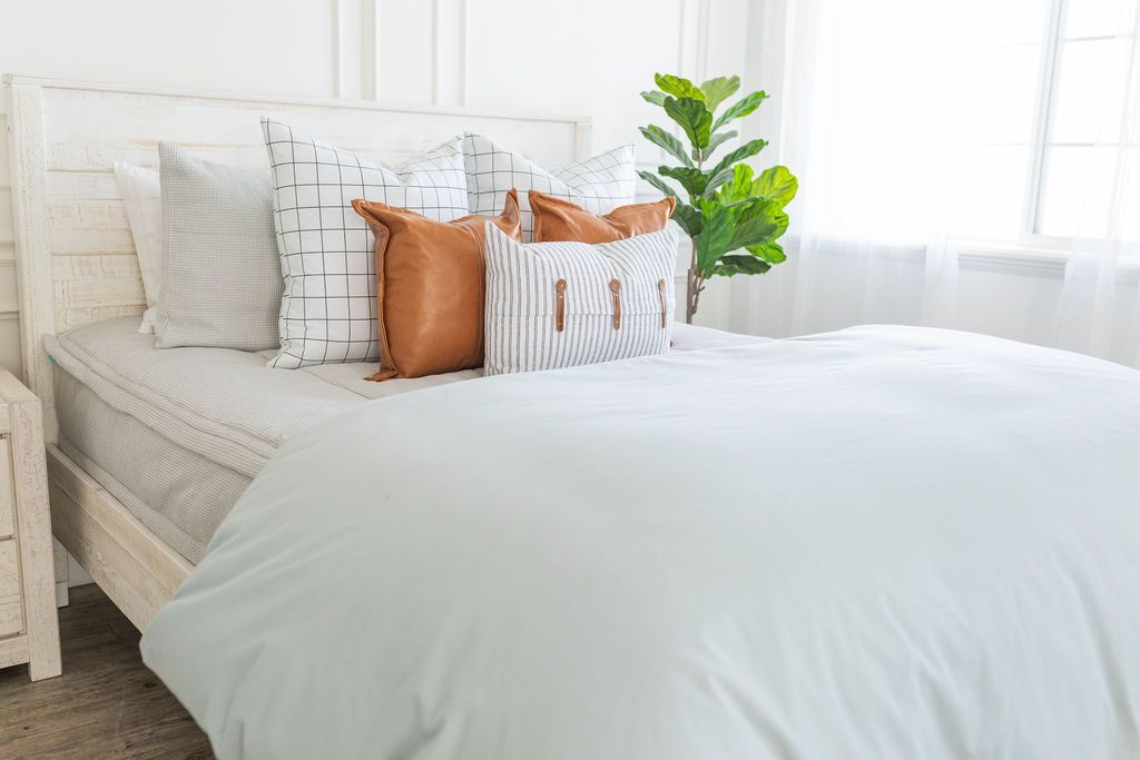 Harper Duvet Cover Set - Soft & Breathable Bedding - Queen/King Size - Modern Home Decor for Cozy Bedroom & Guest Room