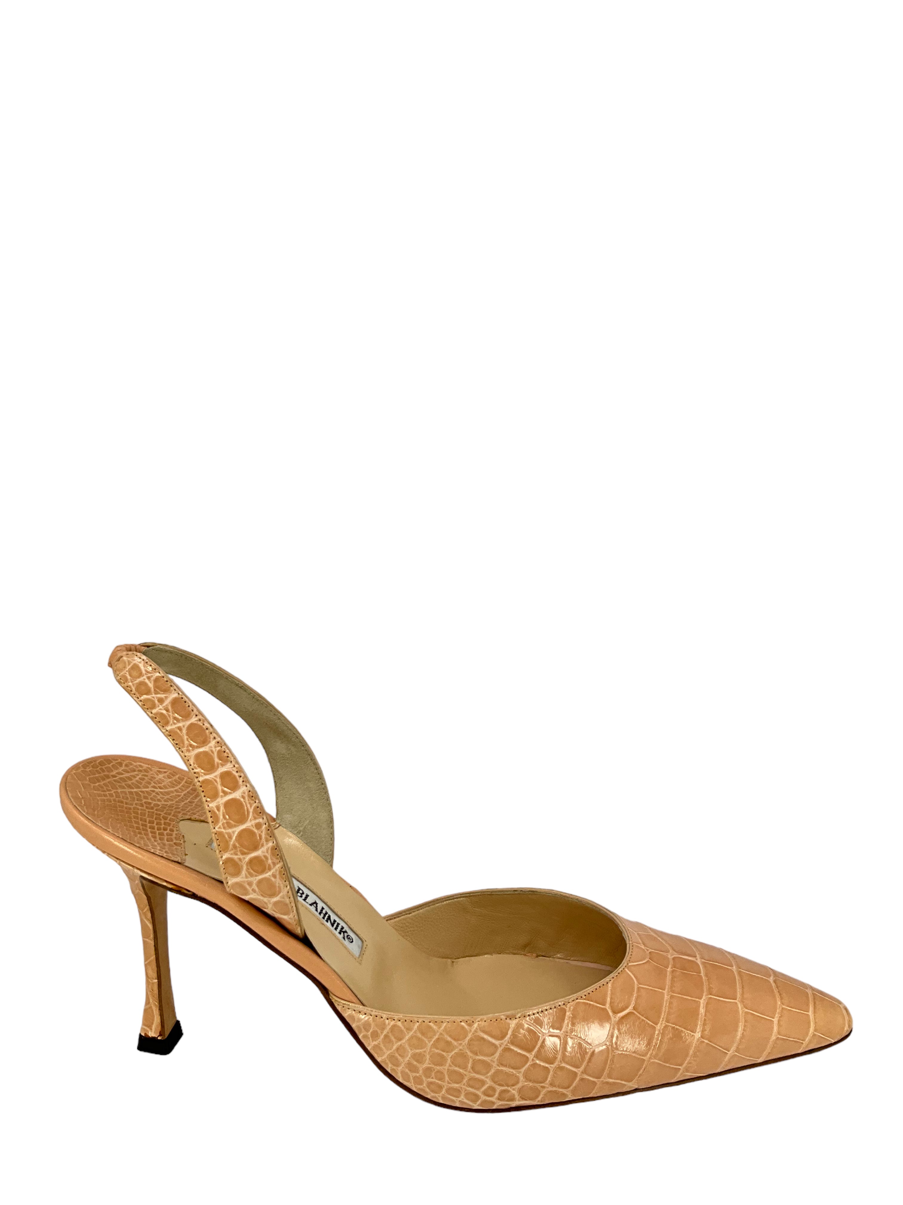 Manolo Blahnik Peach Satin Slingback Heels Women's Size 11 - Perfect for Weddings, Parties & Special Occasions