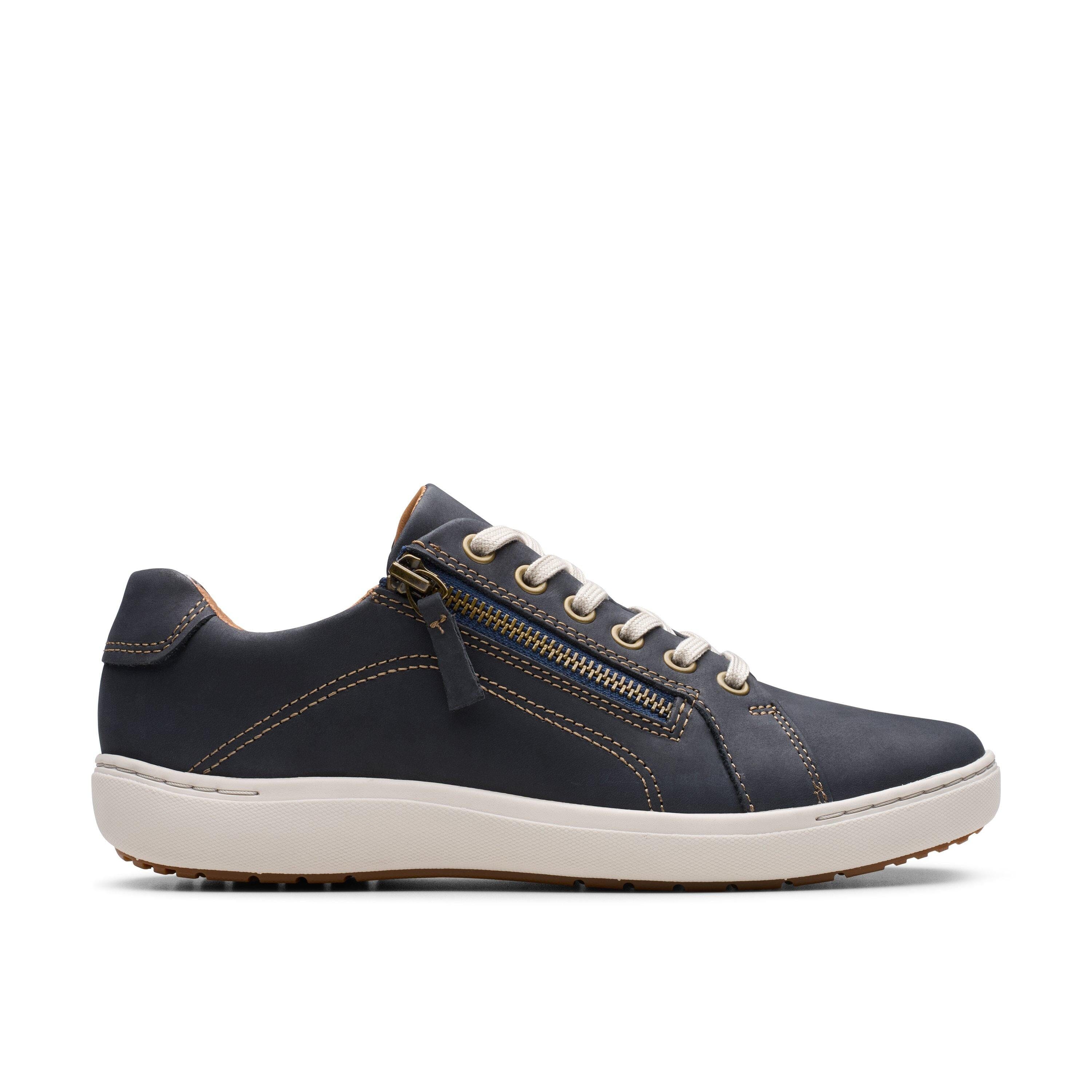 CLARKS NALLE LACE Women's Comfortable Walking Shoes - Medium & Wide Width Options for All-Day Wear - Perfect for Work, Travel & Casual Outings