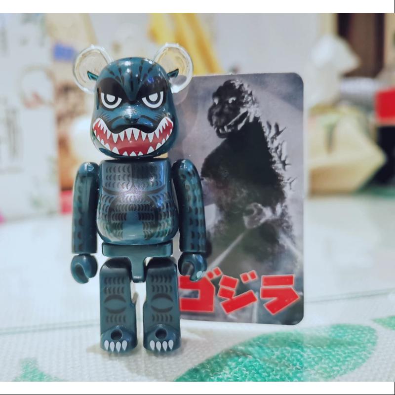 Bearbrick Series 28 SF Godzilla 100% Collectible Vinyl Art Toy - Limited Edition Japanese Pop Culture Figure for Display & Gifting