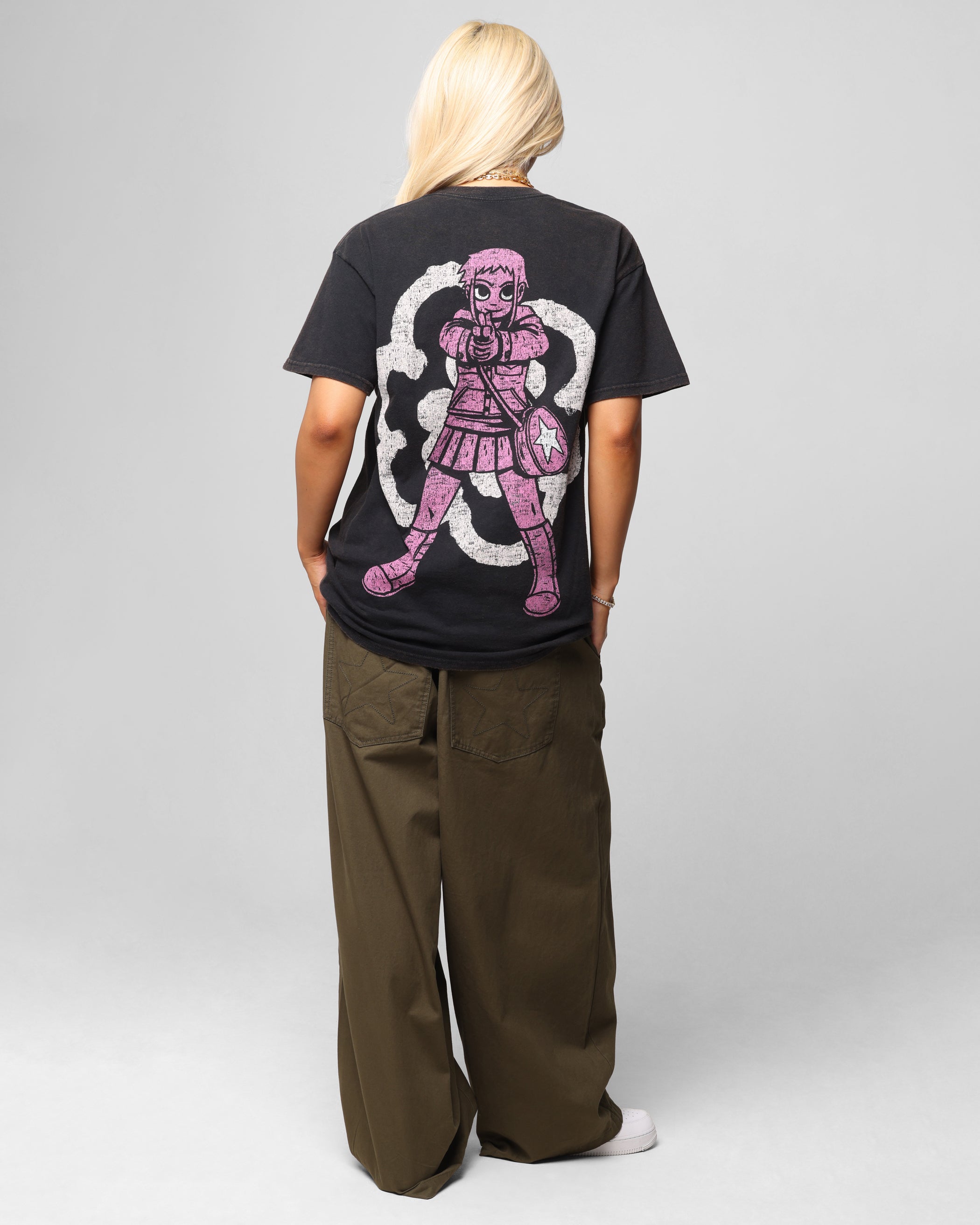 Vintage American Thrift Scott Pilgrim Ramona Flowers Graphic T-Shirt - Black Washed Cotton Tee for Casual Wear, Cosplay & Pop Culture Fans