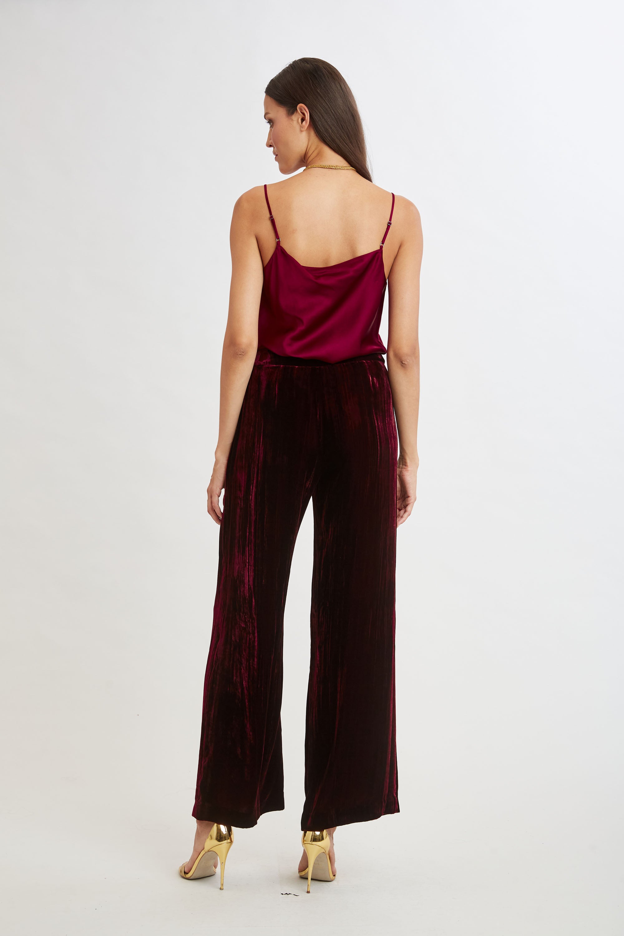 Luxury Stretch Silk Satin Cami Top for Women - Soft & Comfortable Elegant Sleeveless Blouse - Perfect for Date Night, Party & Special Occasions