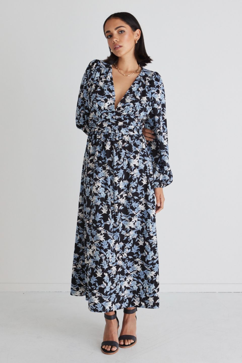 Better Than Ever Large Blue Floral Puff Sleeve Tiered Maxi Dress - Elegant Boho Summer Dress for Women, Perfect for Beach Vacations, Weddings & Date Nights