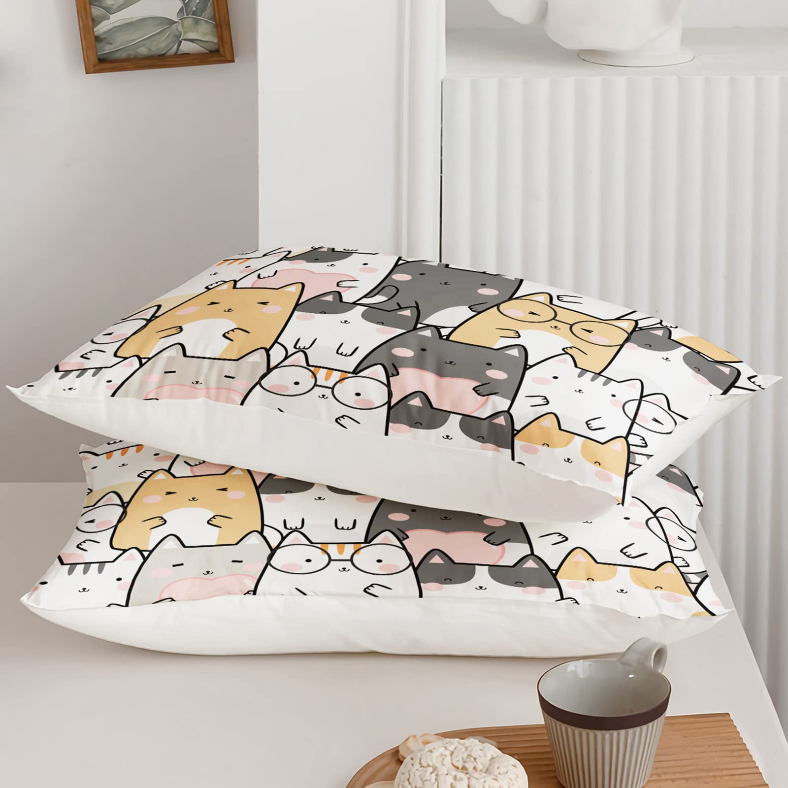 QOOMO Kawaii Cat Comforter Full Size - 3PCS Cute Cat Print Bedding Set with 2 Pillowcases for Kids & Teens | Soft Lightweight Down Alternative Comforter | Perfect for Kids' Bedrooms, Dorm Rooms & Sleepovers
