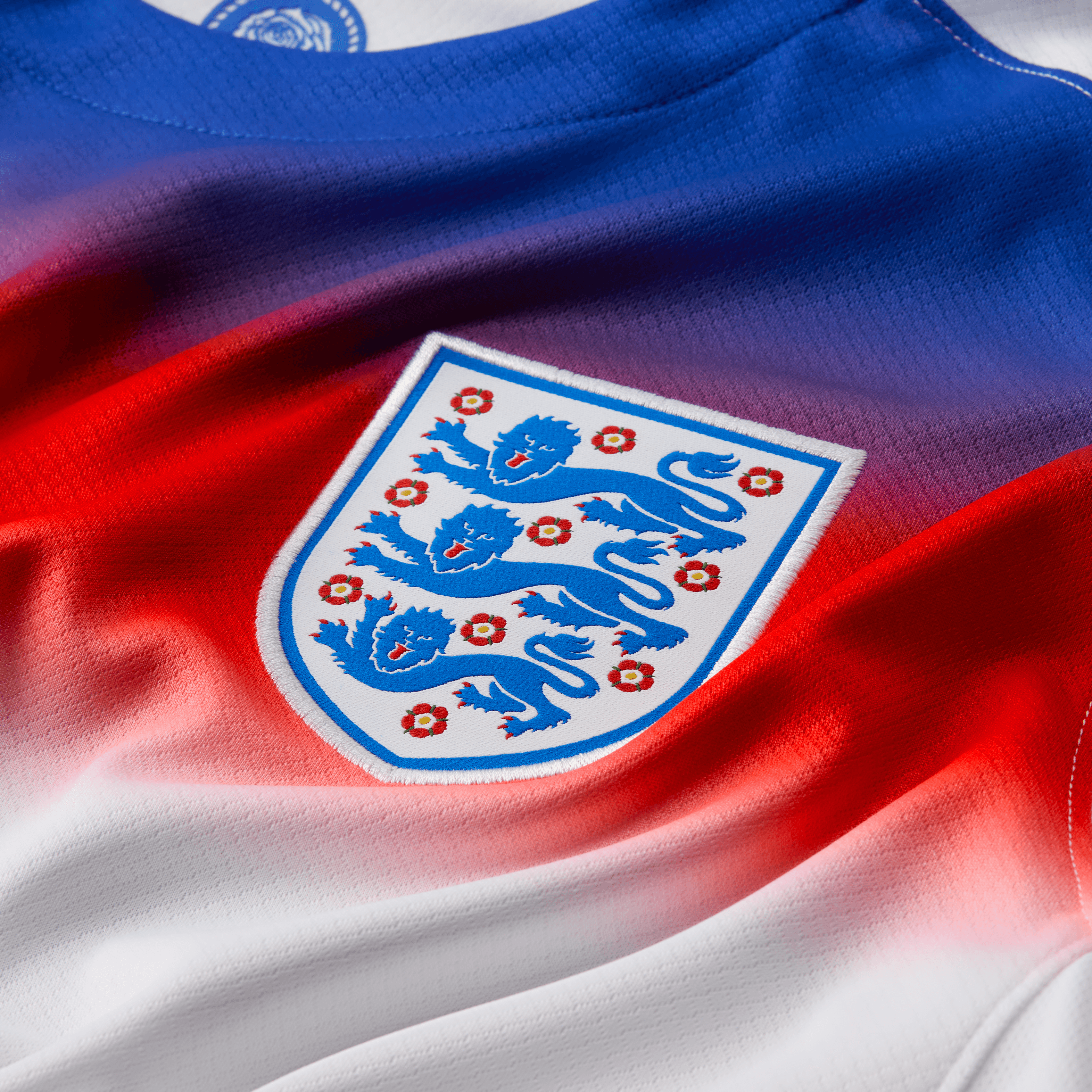 England Adult Home Stadium Jersey 2025 - Authentic Football Shirt for Men & Women - Perfect for Match Days, Training & Fan Support