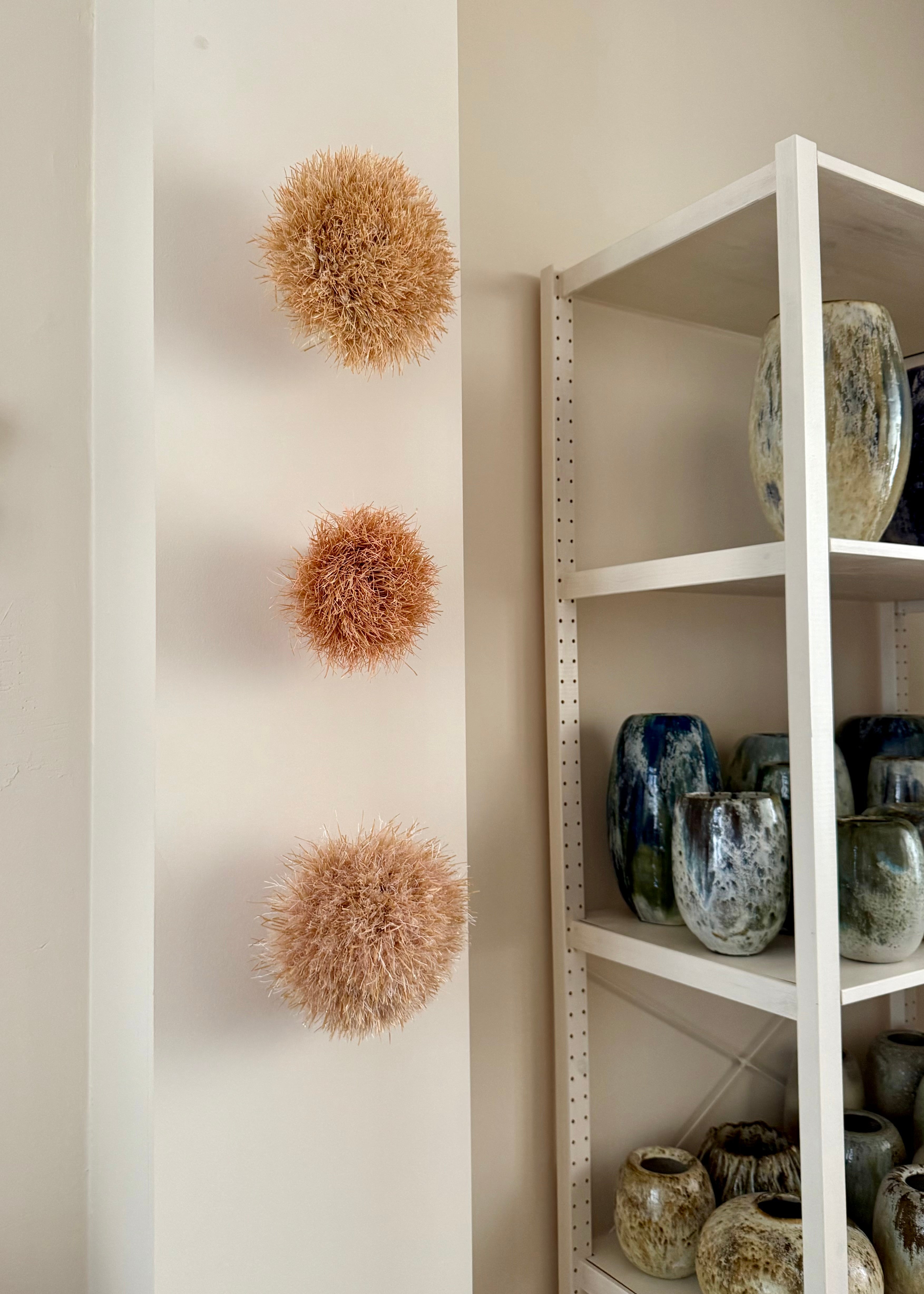 Gevækst No. 11 by Studio Marianne Nielsen - Handcrafted Scandinavian Ceramic Vase for Modern Home Decor | Perfect for Living Room, Dining Table & Wedding Centerpieces