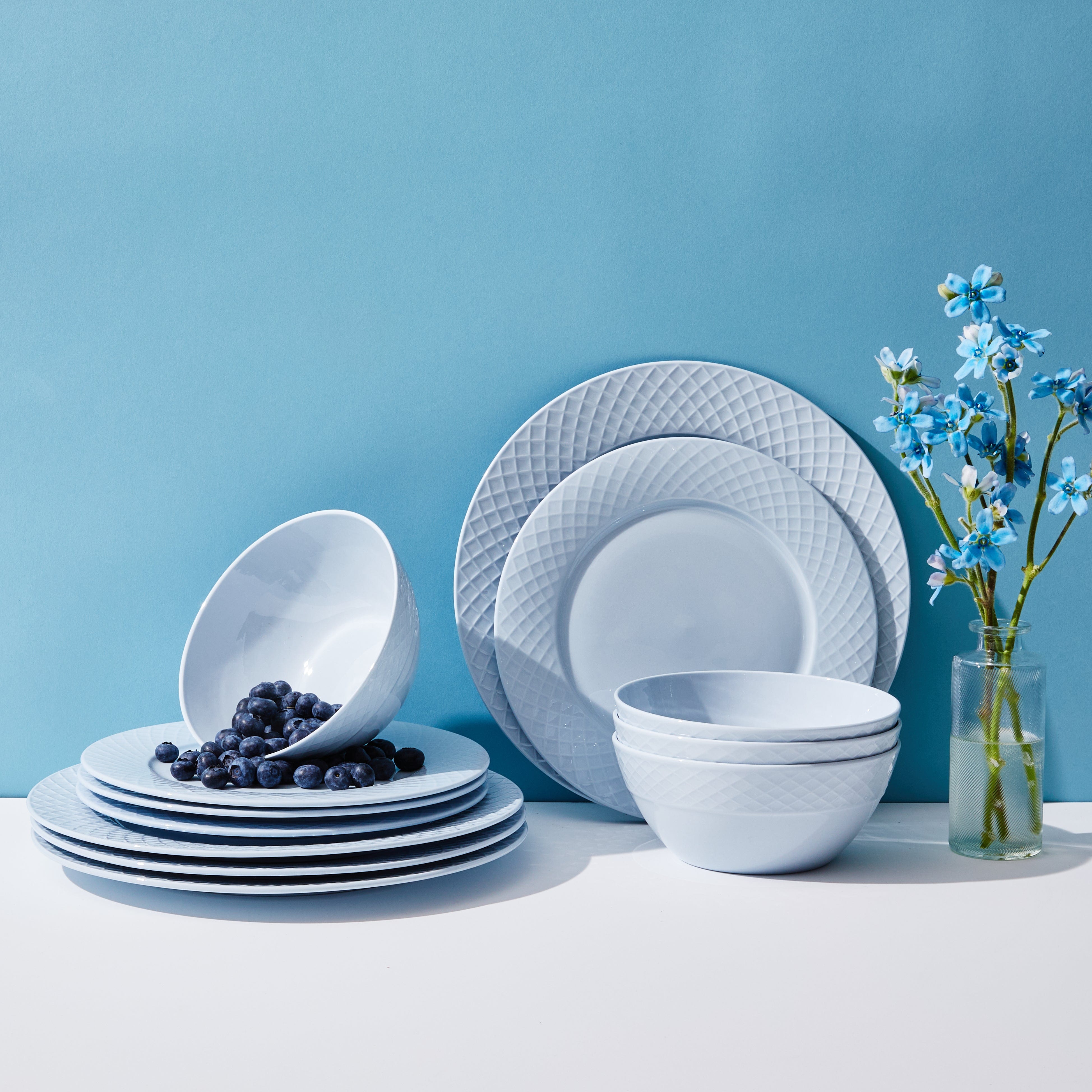 Trellis Misty Blue 12-Piece Dinnerware Set - Service for 4 - Elegant Porcelain Plates, Bowls & Mugs - Perfect for Family Dinners, Dinner Parties & Holiday Entertaining