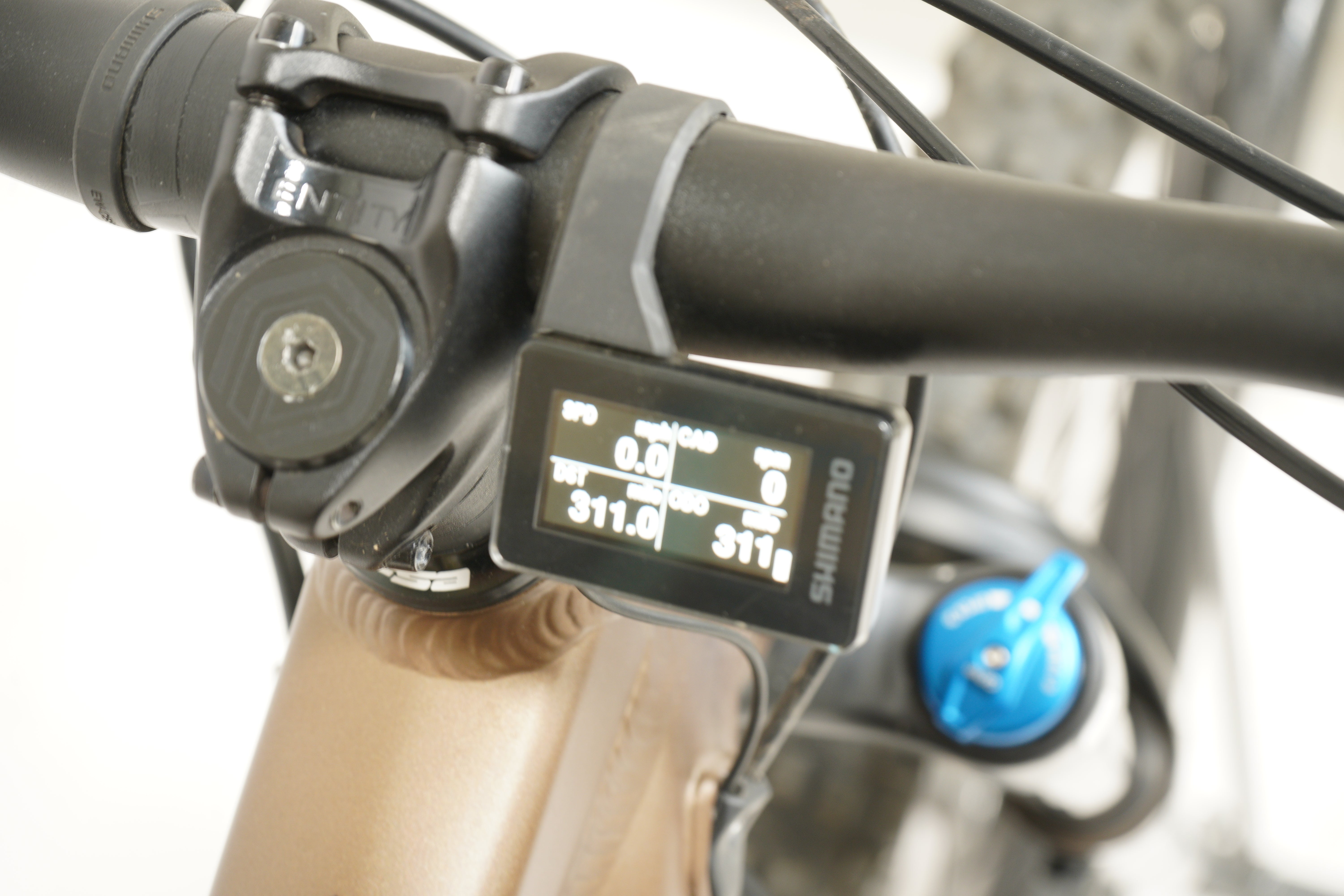 Ex Demo Polygon Collosus N8E 29 XL Mountain Bike #4750 - Perfect for Trail Riding and Off-Road Adventures