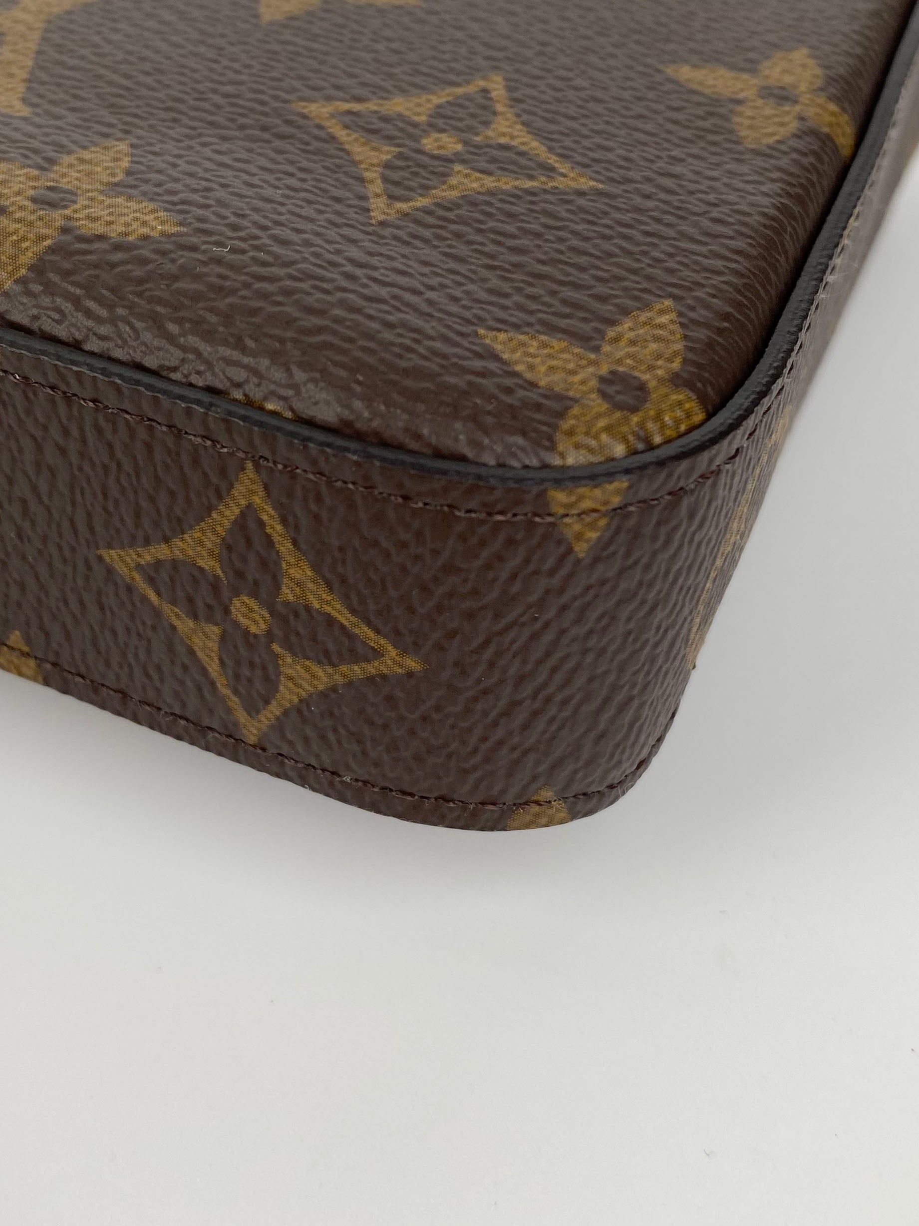 Authentic Louis Vuitton Monogram Felicie Pochette Crossbody Bag - Luxury Designer Wallet on Chain for Women, Perfect for Evening Parties & Date Nights