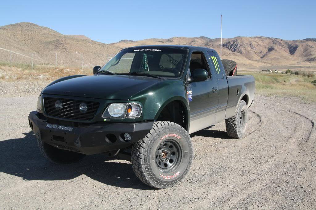 1997-2003 Ford F150 Replacement Fenders - TT Style Design - Durable Auto Body Parts for Off-Road & Custom Truck Builds