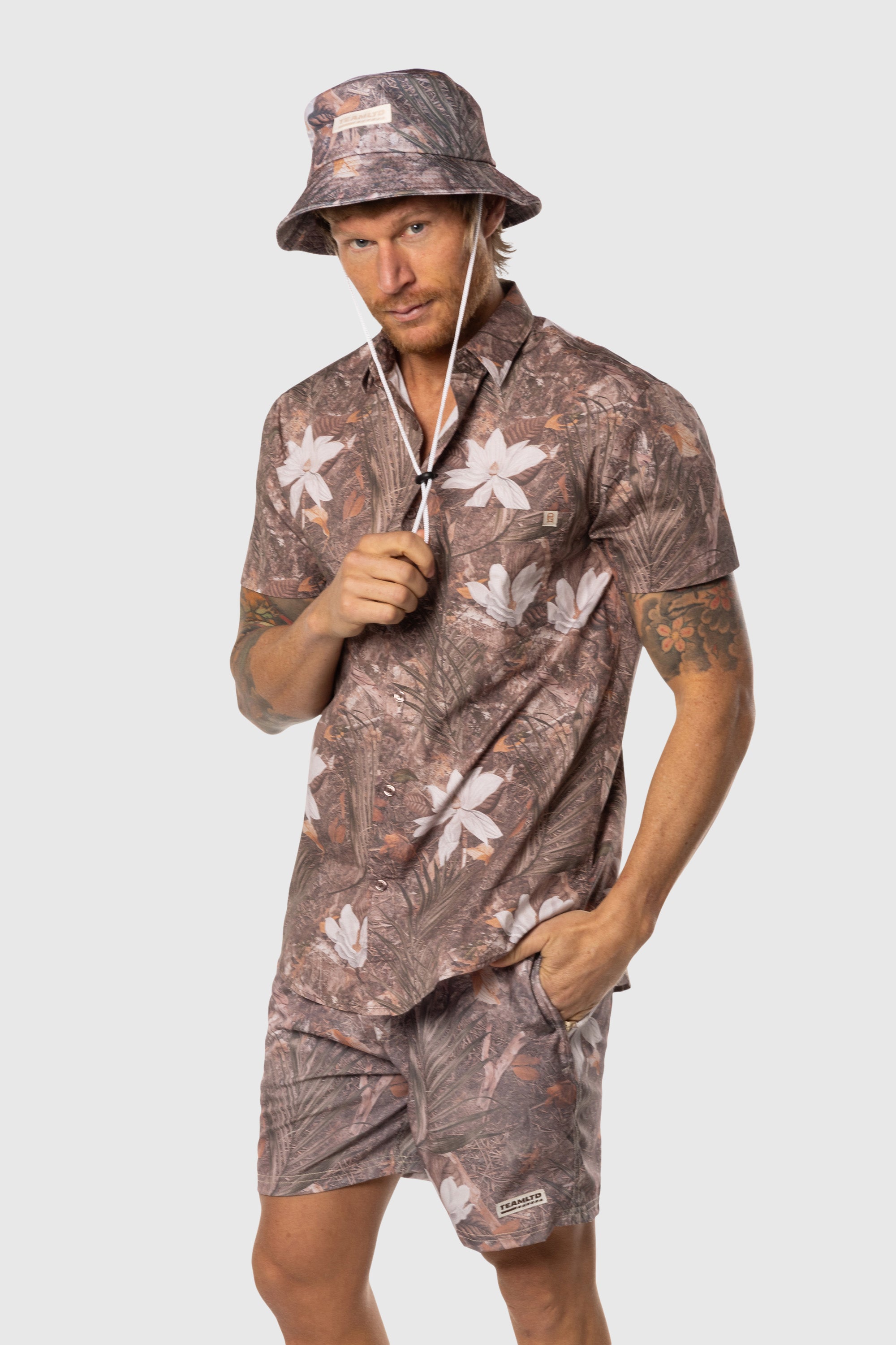 Real Floral Summer Tuxedo for Men - Elegant Wedding Suit & Formal Attire - Perfect for Summer Weddings, Prom & Special Occasions