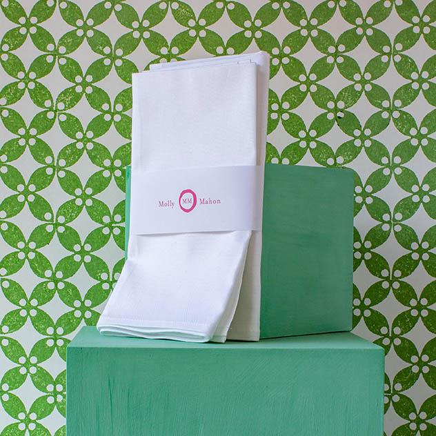Premium Cotton Tea Towel Set of 2 - Absorbent Kitchen Dish Towels for Drying Dishes & Cleaning - Perfect for Home, Restaurant & Gift Giving