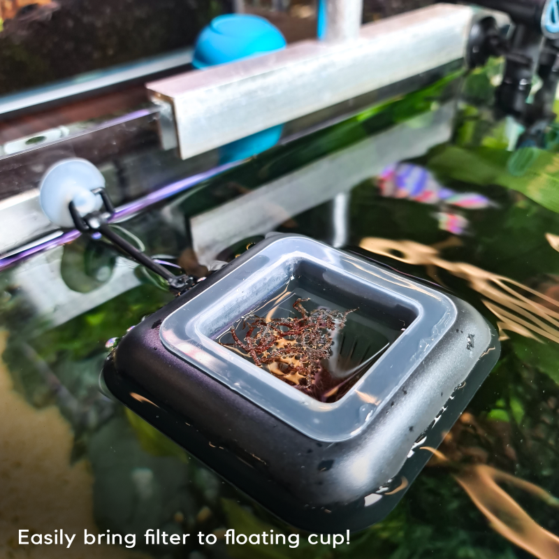 iLONDA Floating Red Worms Feeding Cup for Aquarium Fish - Perfect for Betta, Goldfish & Tropical Fish Feeding - Easy-to-Use Fish Food Dispenser for Freshwater & Saltwater Tanks