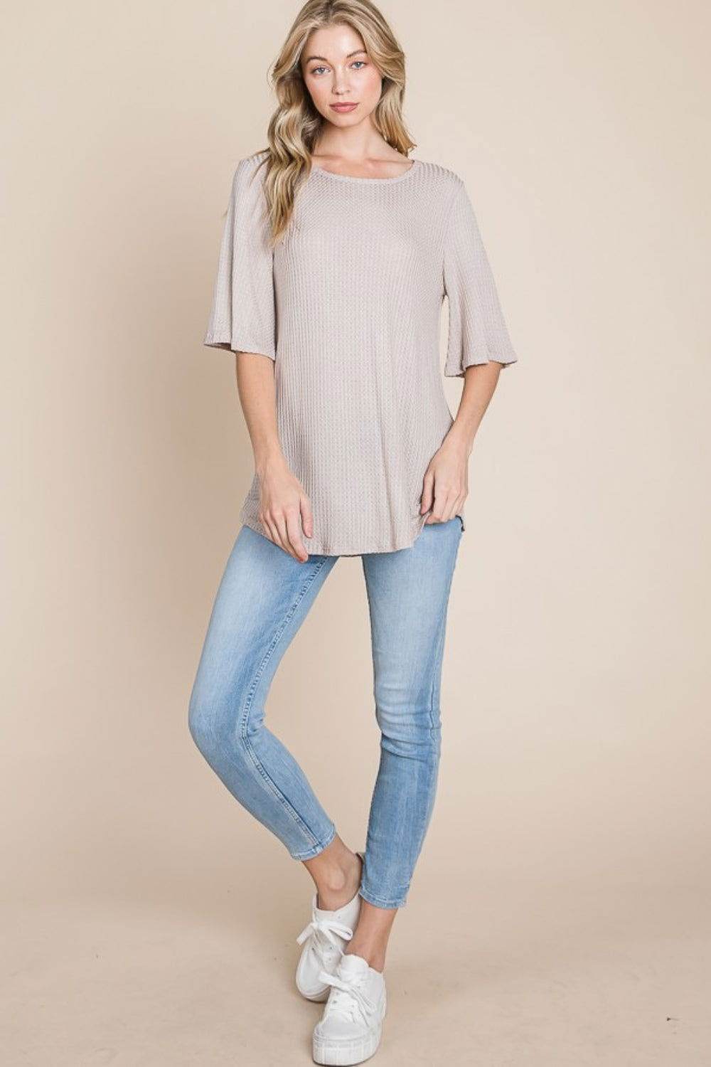 BOMBOM Women's Round Neck Waffle Knit T-Shirt - Soft Casual Short Sleeve Top for Everyday Wear, Lounge & Outfits