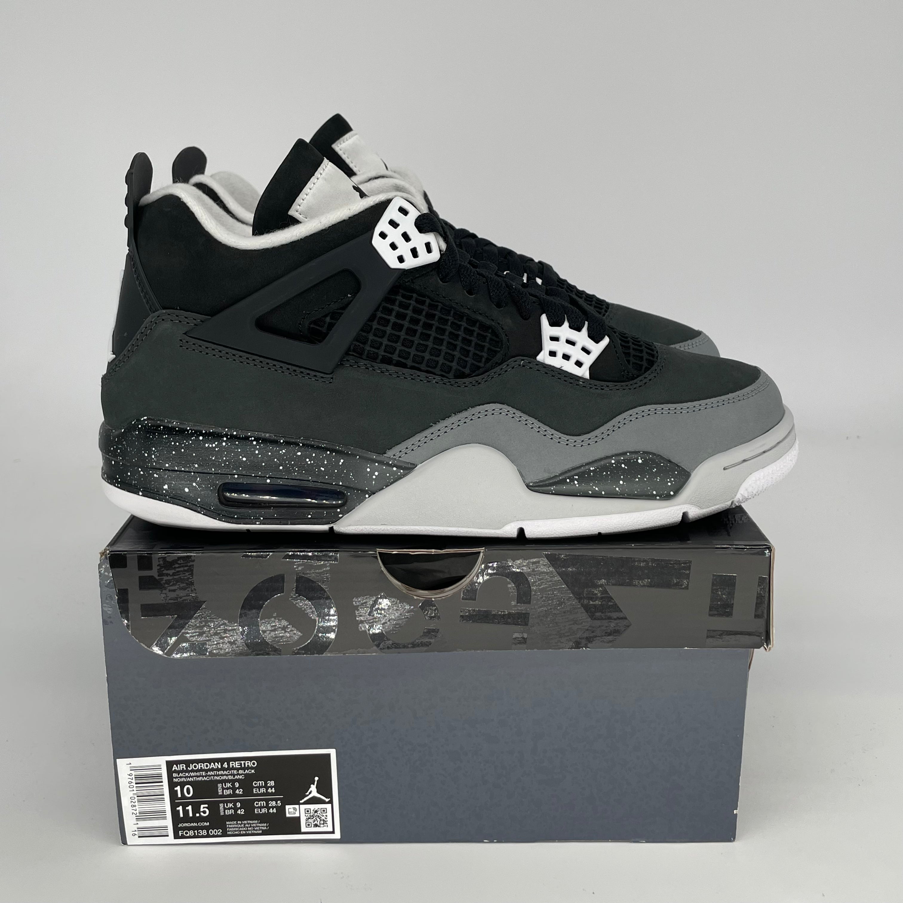 Original: AIR JORDAN 4 FEAR SIZE 10/11.5W FQ8138 002   Optimized: Air Jordan 4 Retro Fear Men's Basketball Shoes Size 10/11.5W Black/White FQ8138-002 - Perfect for Streetwear, Sneaker Collecting & Casual Wear