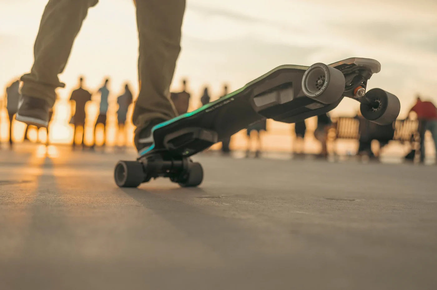 Exway Flex 2 Pro Electric Skateboard - 432Wh Battery, 31 MPH Top Speed, 25 Mile Range, Belt Drive System with Remote Control | Perfect for Commuting, Campus Travel & Urban Adventure