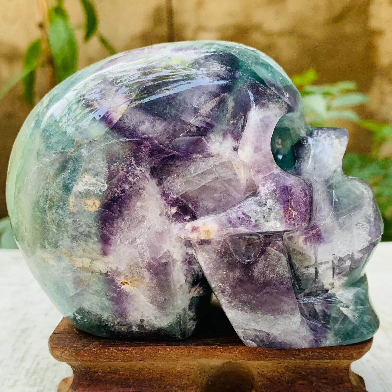 Natural Fluorite Skull Carving - Handcrafted Crystal Skull for Healing & Meditation - Perfect for Home Decor, Spiritual Practice & Energy Work
