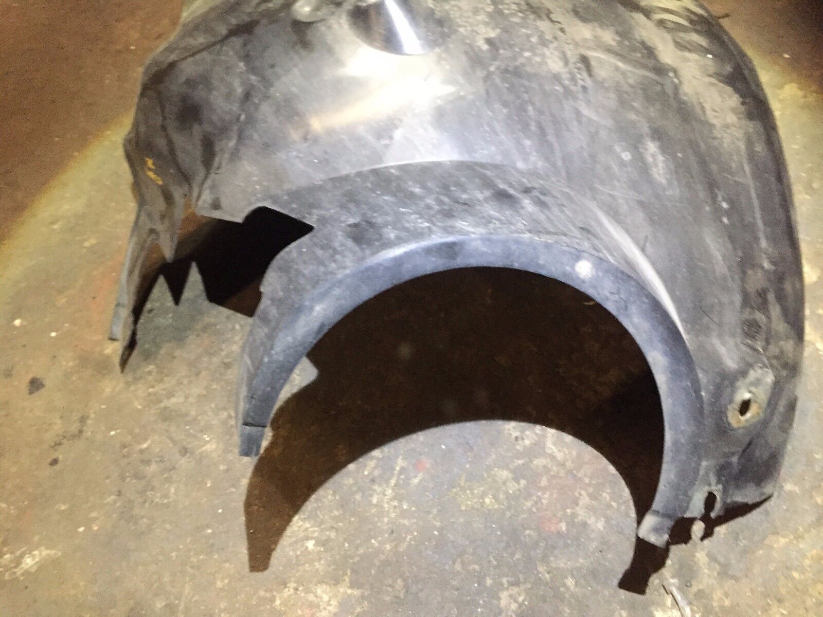 2003-2006 Mercedes C230 W203 Coupe Front Left Driver Side Splash Shield OEM Replacement - Perfect for Off-Road Protection & Daily Driving