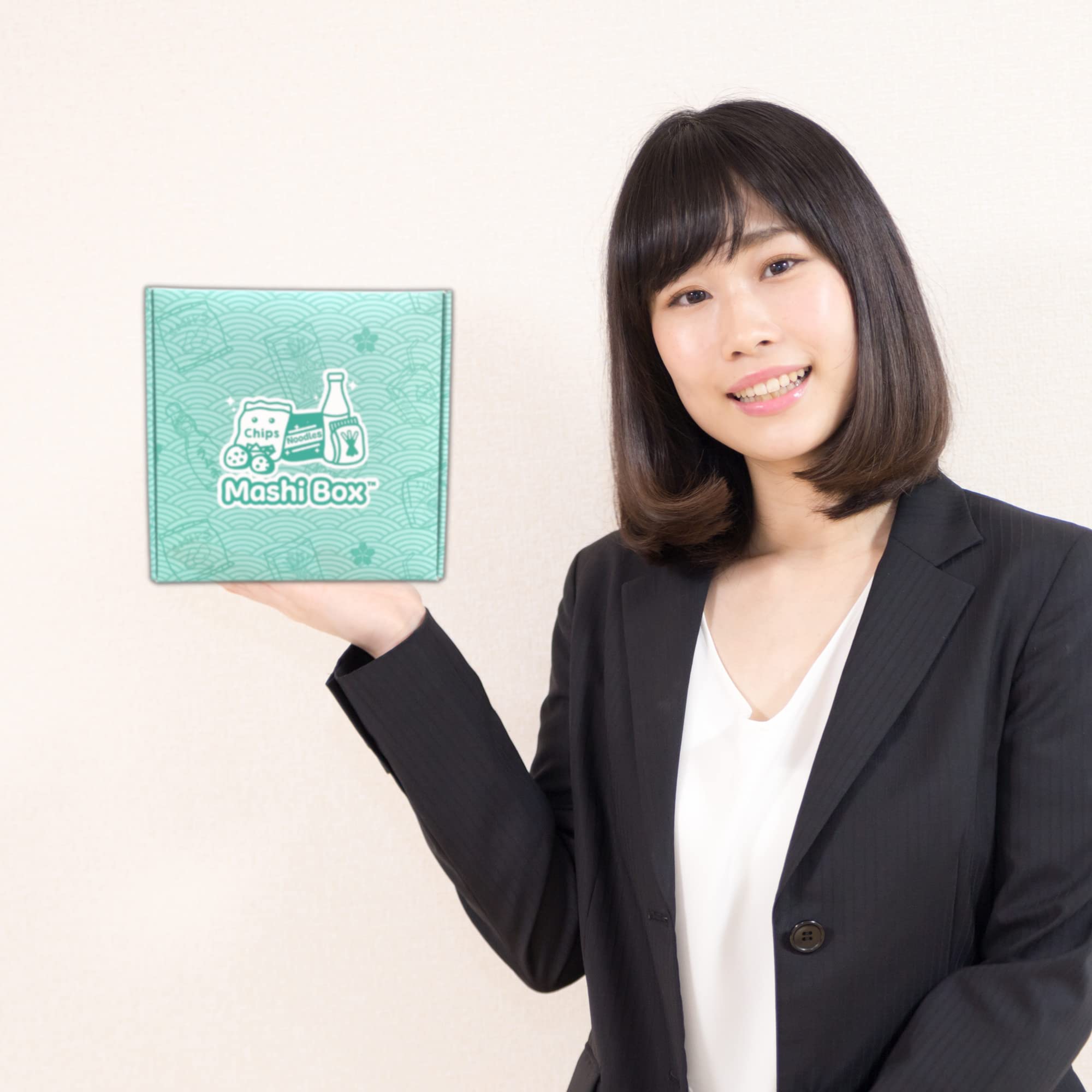 Mashi Box Asian Snack Box - 40 Count Variety Pack of Japanese, Korean, Chinese, Taiwanese & Vietnamese Snacks | Sweet & Savory Treats for Parties, Office Snacking & Cultural Food Exploration