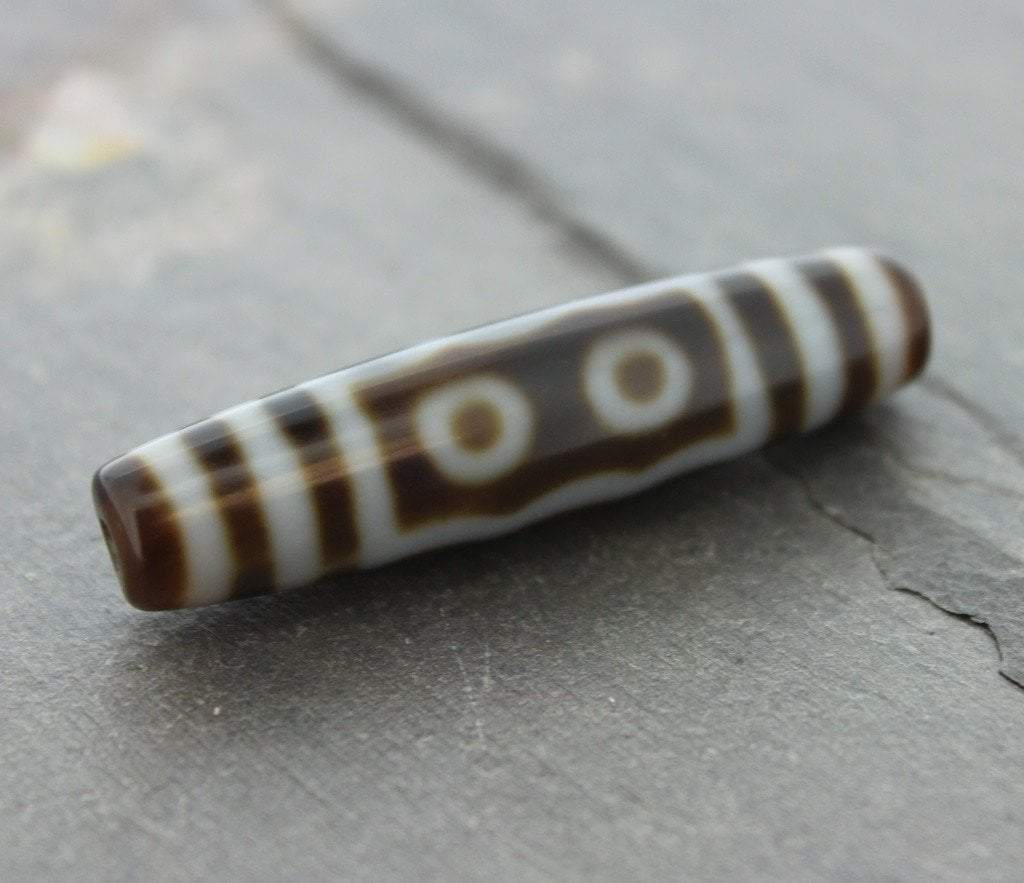 **Authentic 5-Eye Dzi Bead - Tibetan Buddhist Prayer Bead dz098 for Meditation, Spiritual Protection & Good Luck**    *(Use for Meditation, Prayer, Jewelry Making, Spiritual Healing & Positive Energy)*