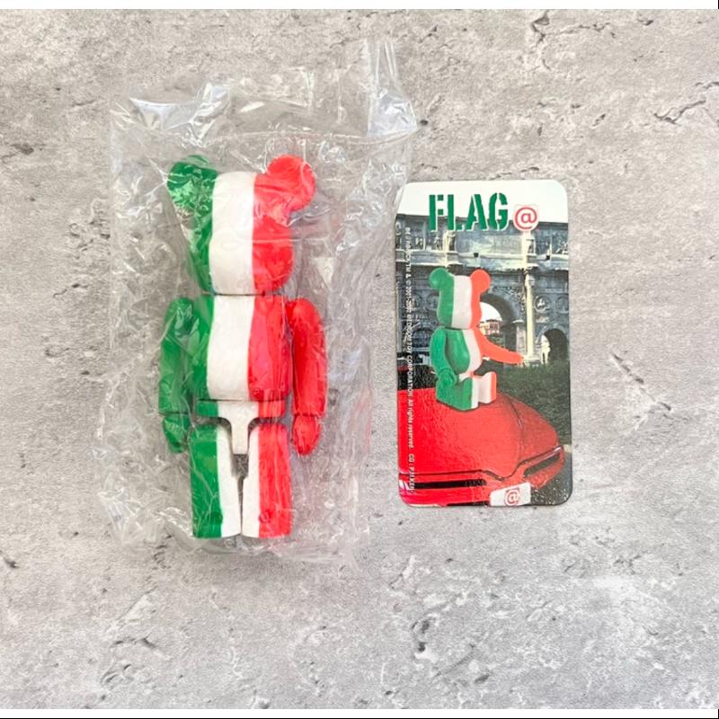 Bearbrick Series 5 FLAG Italy 100% Collectible Vinyl Art Toy - Limited Edition Italian Flag Design for Display & Home Decor | Perfect for Anime Fans, Toy Collectors & Modern Art Enthusiasts