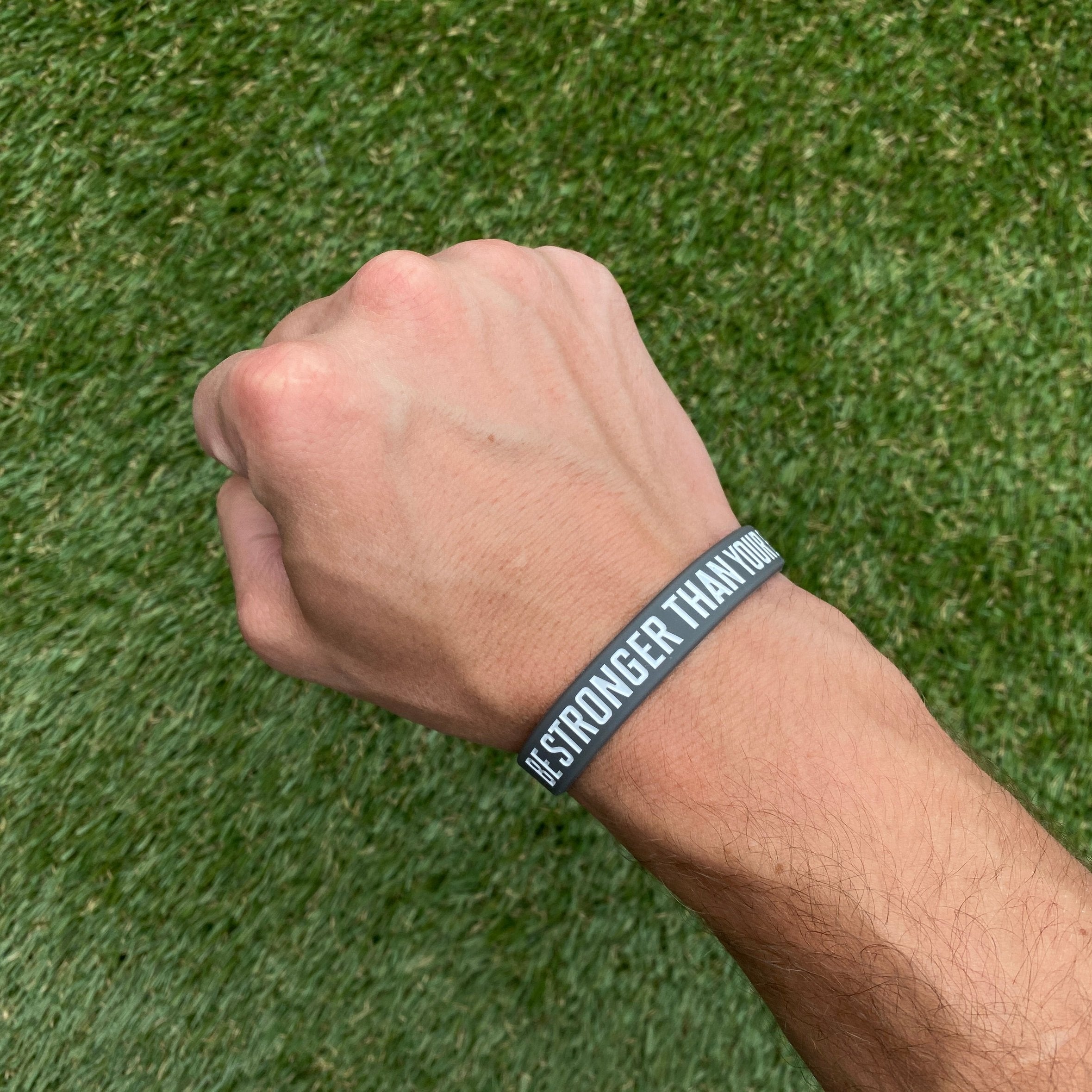 Motivational Fitness Wristband - BE STRONGER THAN YOUR EXCUSES - Workout & Gym Inspiration Bracelet for Men & Women - Perfect for Running, Weightlifting & CrossFit Training