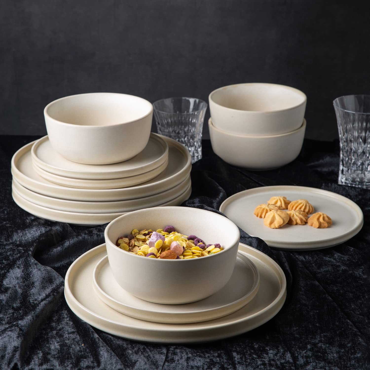 AmorArc 12-Piece Ceramic Dinnerware Set - Round Plates & Bowls for 4, Microwave & Dishwasher Safe, Durable Porcelain Tableware | Perfect for Family Dinners, Parties, and Everyday Use