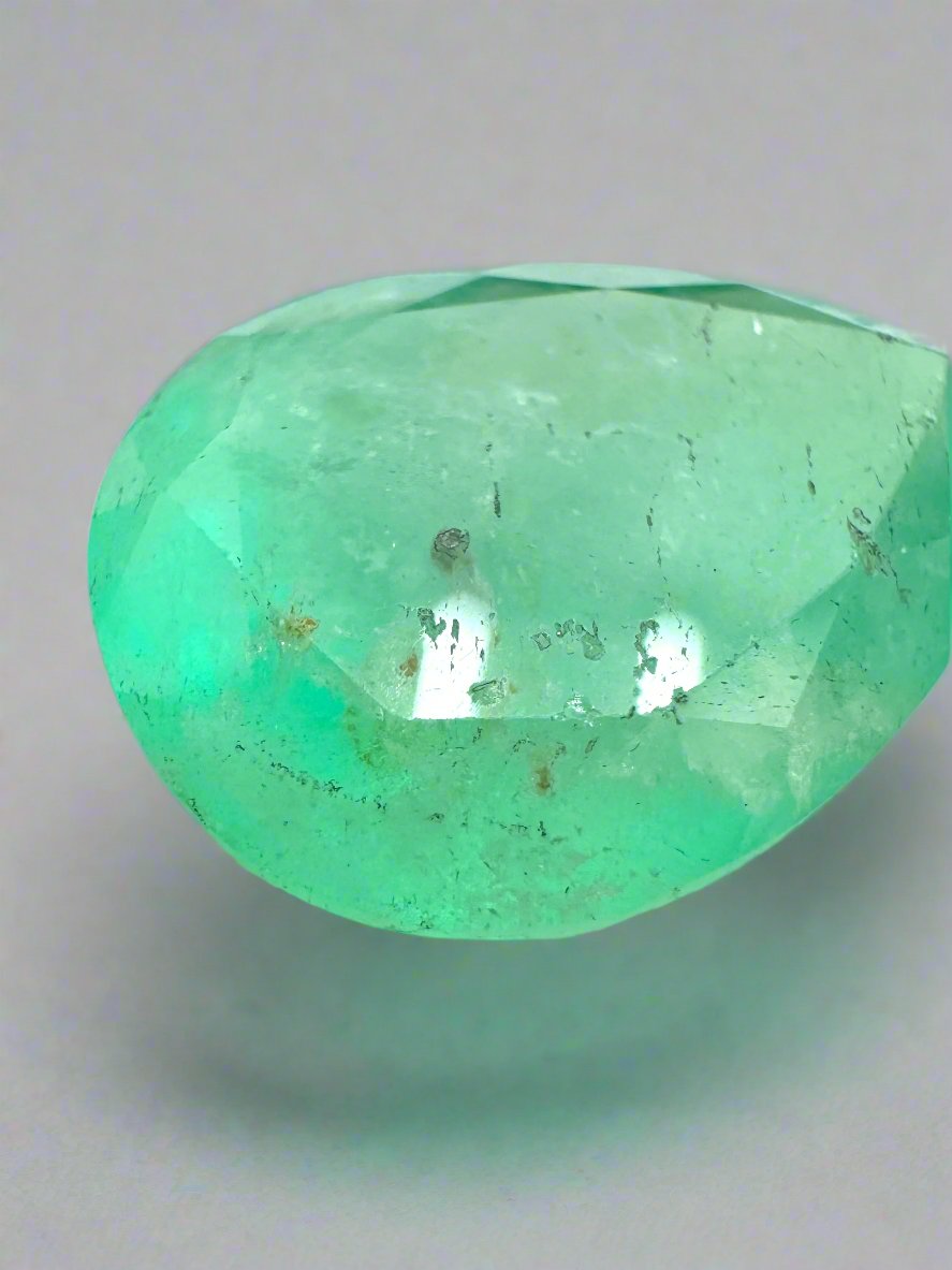 10.45 Carat Natural Colombian Emerald Pear Cut Loose Gemstone - Earthy Green 18x13mm for Jewelry Making, Engagement Rings & Luxury Gifts