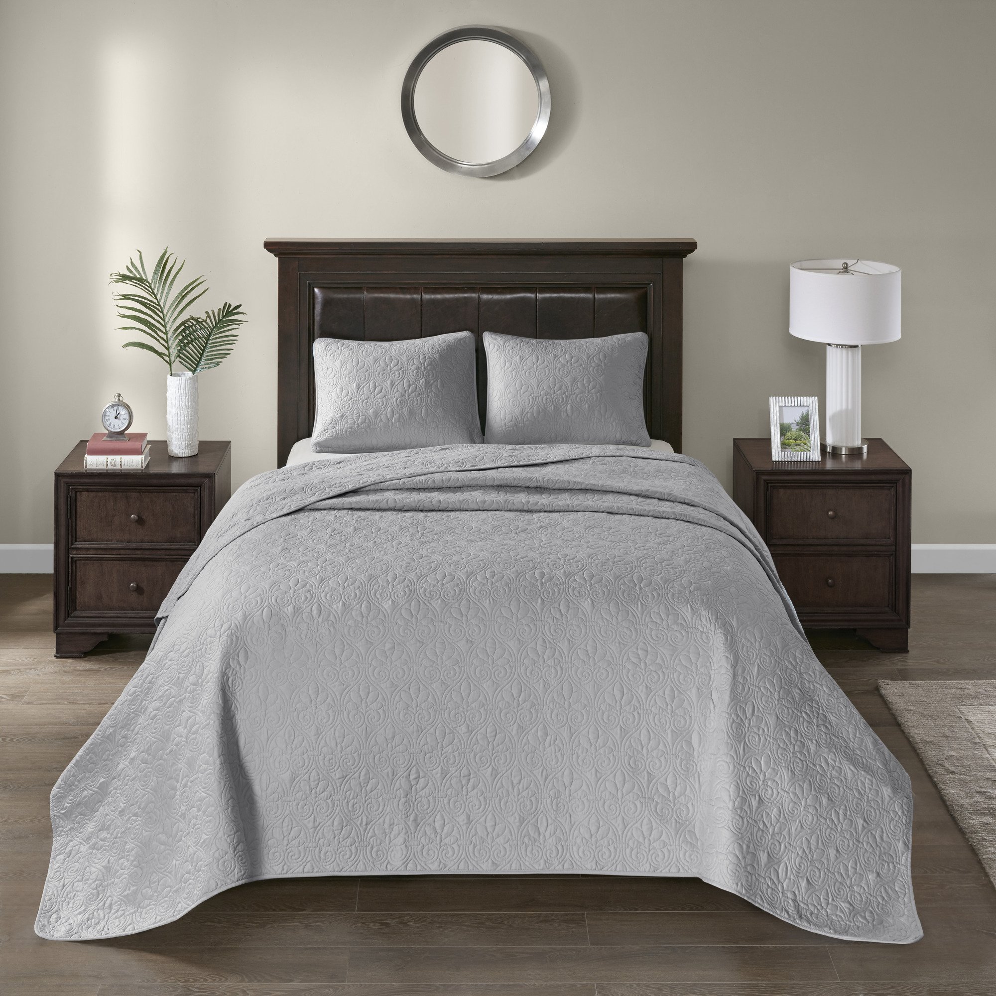 Madison Park Quebec Queen Size Quilt Bedding Set - Grey Damask 3-Piece Microfiber Bedspread | Ultra Soft & Breathable | Perfect for Master Bedroom, Guest Room & Cozy Home Decor