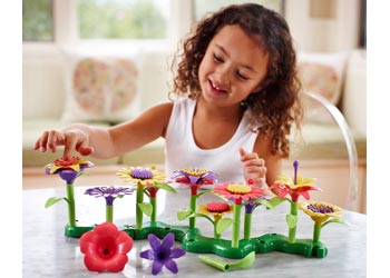 Green Toys - Build A Bouquet Floral Arrangement Kit for Kids | Eco-Friendly Plastic Flower Building Set | Creative Play, Gift Idea & Home Decor for Birthdays, Parties & Classrooms
