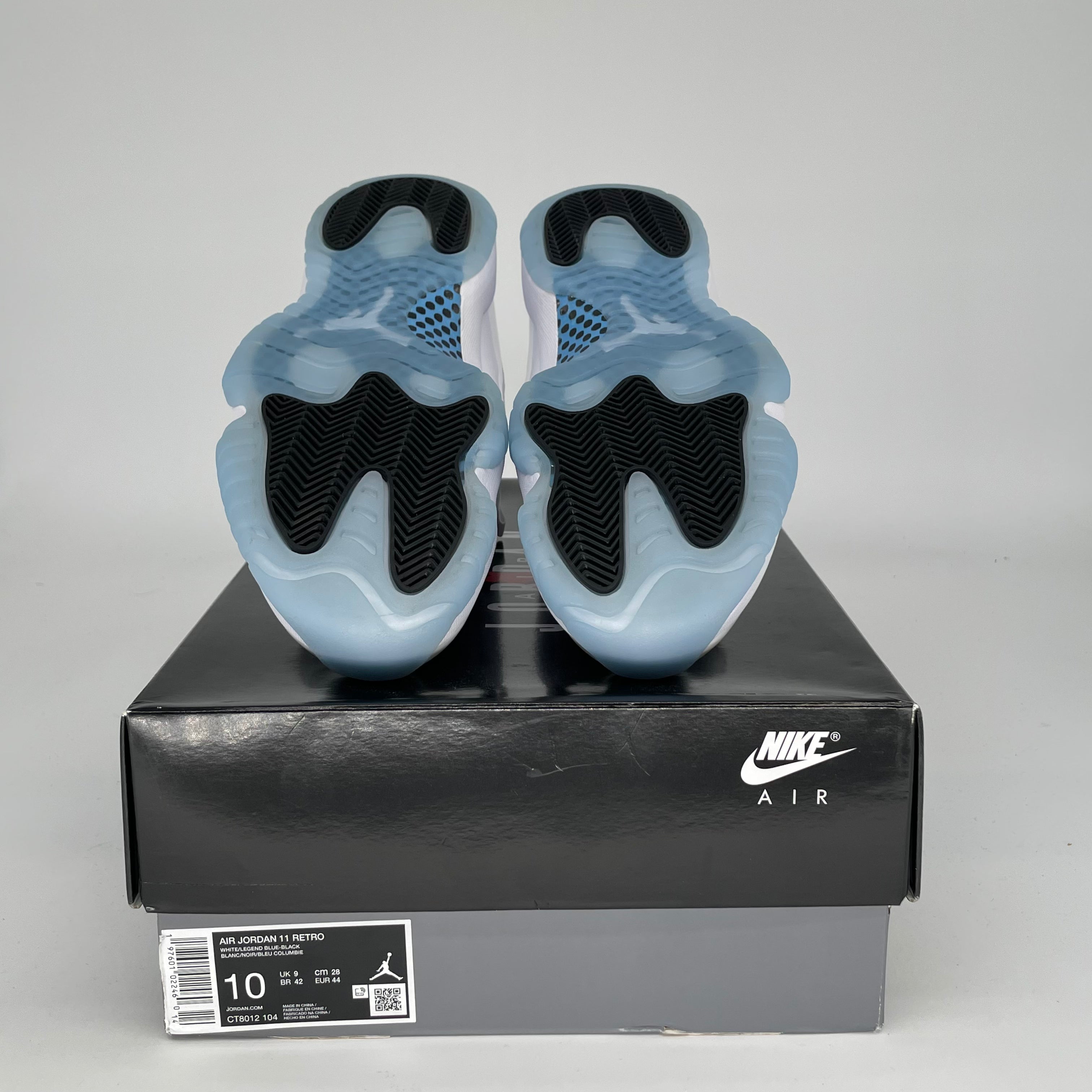 Original Air Jordan 11 Retro 'Legend Blue' Basketball Shoes - Men's Size 10 / Women's Size 11.5 (CT8012-104) - Perfect for Court Performance & Streetwear Fashion
