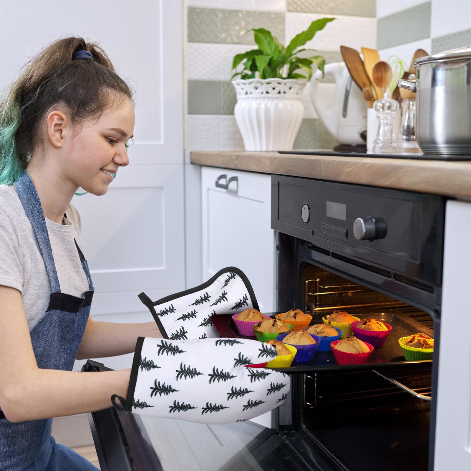 5-Piece Neutral Christmas Kitchen Towel Set - Oven Mitts & Pot Holder with Modern Xmas Tree Design - Farmhouse Holiday Decor (Black & White) - Perfect for Holiday Cooking, Baking & Festive Kitchen Decorating