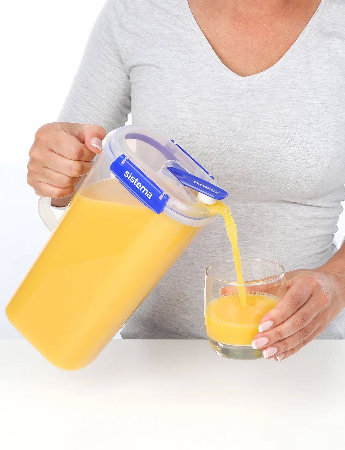 Klip It Plus 2L Juice Jug with Leak-Proof Lid - Dark Blue for Fresh Juice Storage & Outdoor Picnics