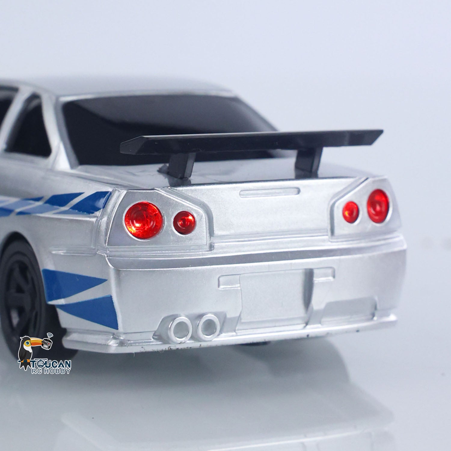 2.4GHz 1/43 Scale 4WD RC Drift Car - High Speed Remote Control Racing Vehicle with Gyroscope, LED Lights & RTR (Ready-to-Run) - Perfect for Indoor Racing, Drift Competitions & RC Hobby Enthusiasts