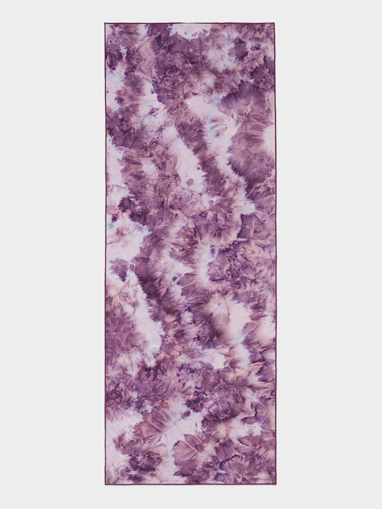 Manduka eQua Yoga Mat Towel - Non-Slip, Absorbent & Eco-Friendly for Hot Yoga, Bikram & Pilates - Perfect for Home, Studio & Travel Workouts