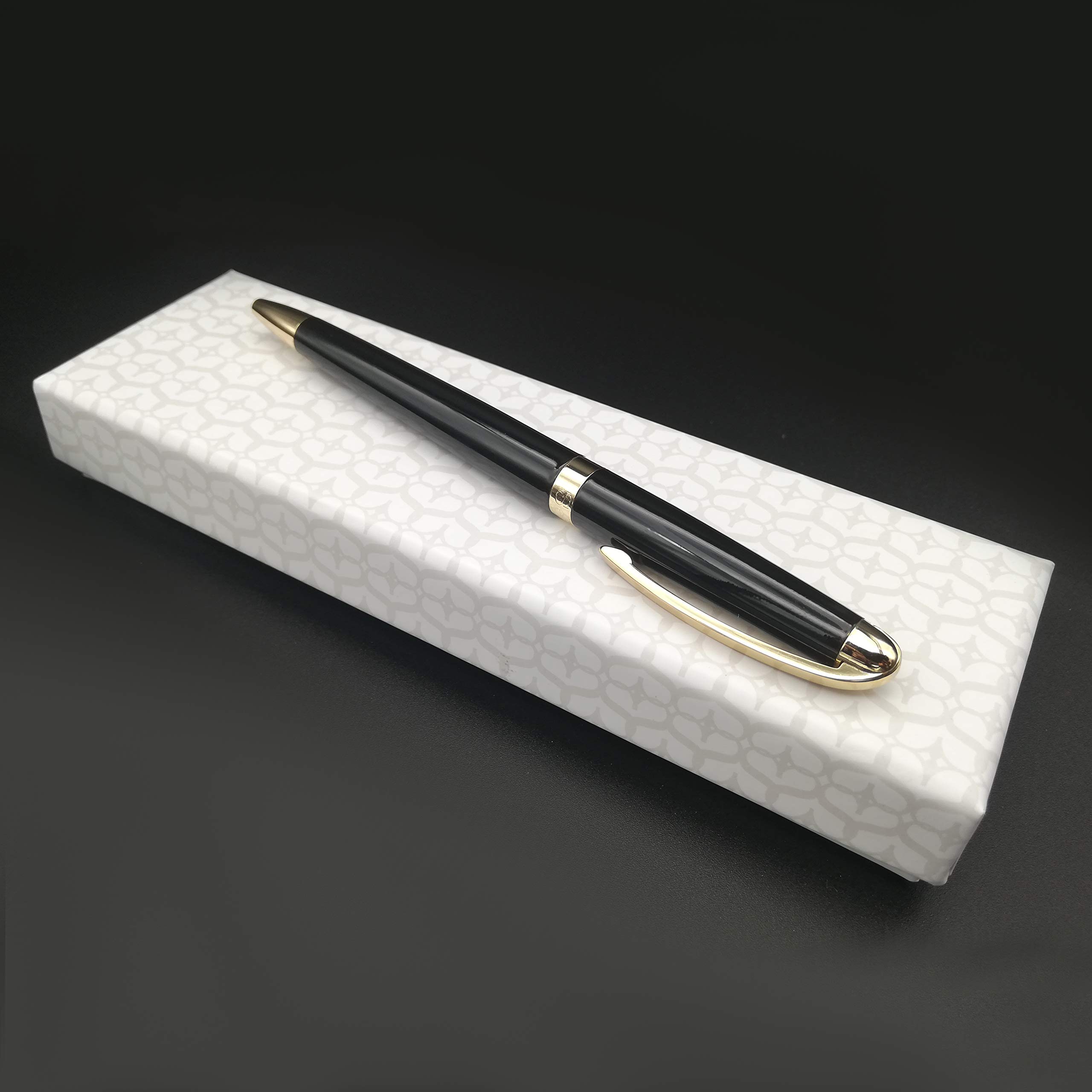 Premium Hardcover Lined Journal with Luxury Pen - A5 Notebook for Writing, Note Taking & Journaling - Perfect Gift for Students, Professionals & Writers (Navy Whale Design) - Ideal for Office, School & Travel Use