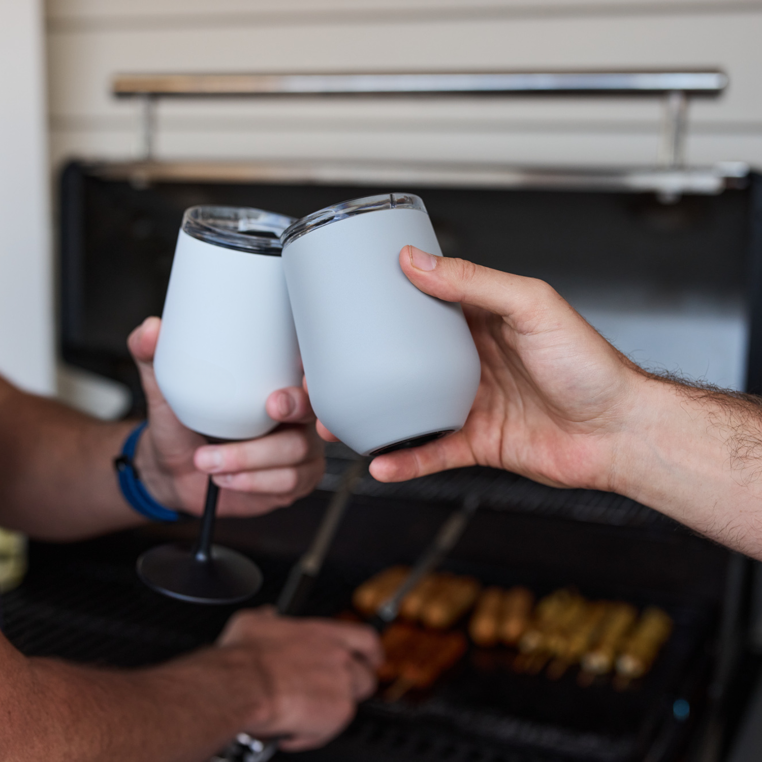 Premium Stainless Steel Wine Tumbler with Stone Grey Finish - Insulated Double Wall Vacuum Cup for Red/White Wine, Cocktails & Beverages - Perfect for Outdoor Picnics, Parties & Home Entertaining
