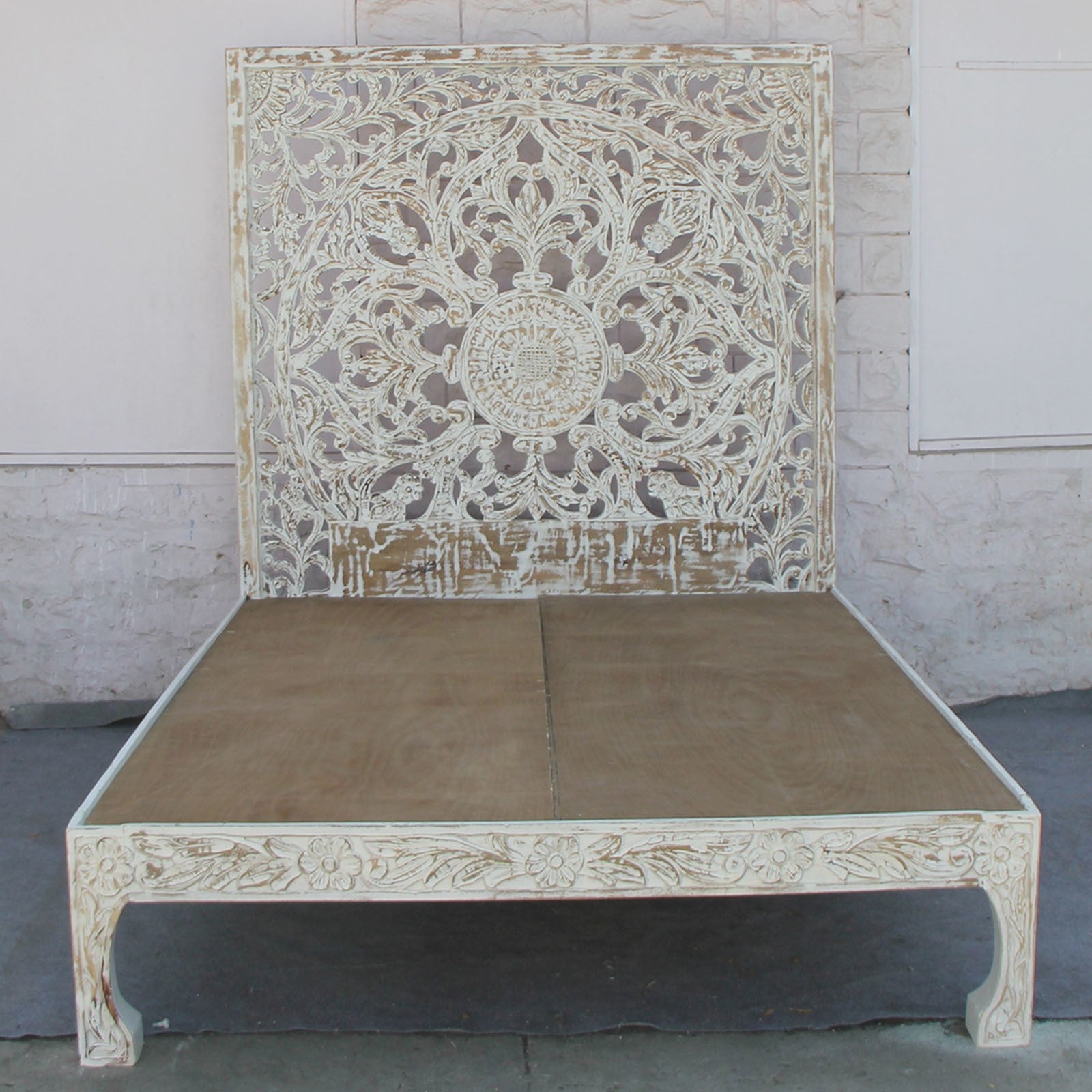 Rustic White Dynasty Carved Panel 4 Poster Bed - Queen Size (153x203 cm) | Farmhouse Bedroom Furniture for Master Suite & Guest Room Decor