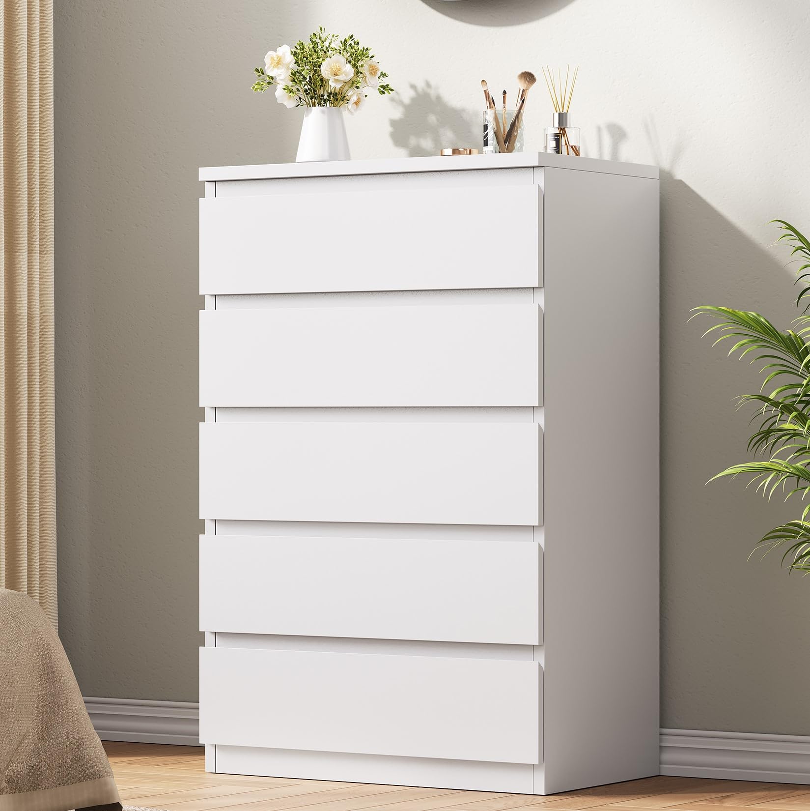 5-Drawer White Dresser for Bedroom - Modern Wooden Storage Chest with Deep Drawers - Perfect for Bedroom, Living Room, Hallway & Entryway Organization