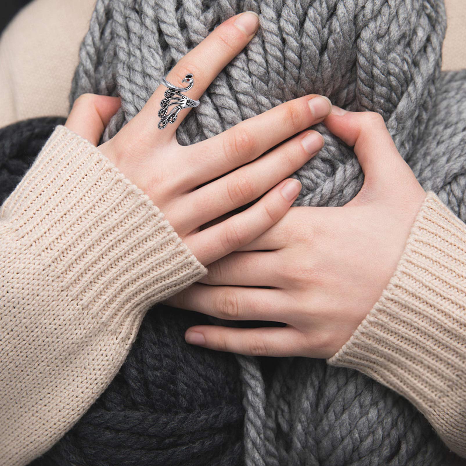 EXCEART 3-Piece Adjustable Knitting Thimble Rings - Metal Crochet Hook Finger Rings for Yarn Craft, Sewing & Braiding | Perfect for Knitting, Crocheting & DIY Handmade Projects
