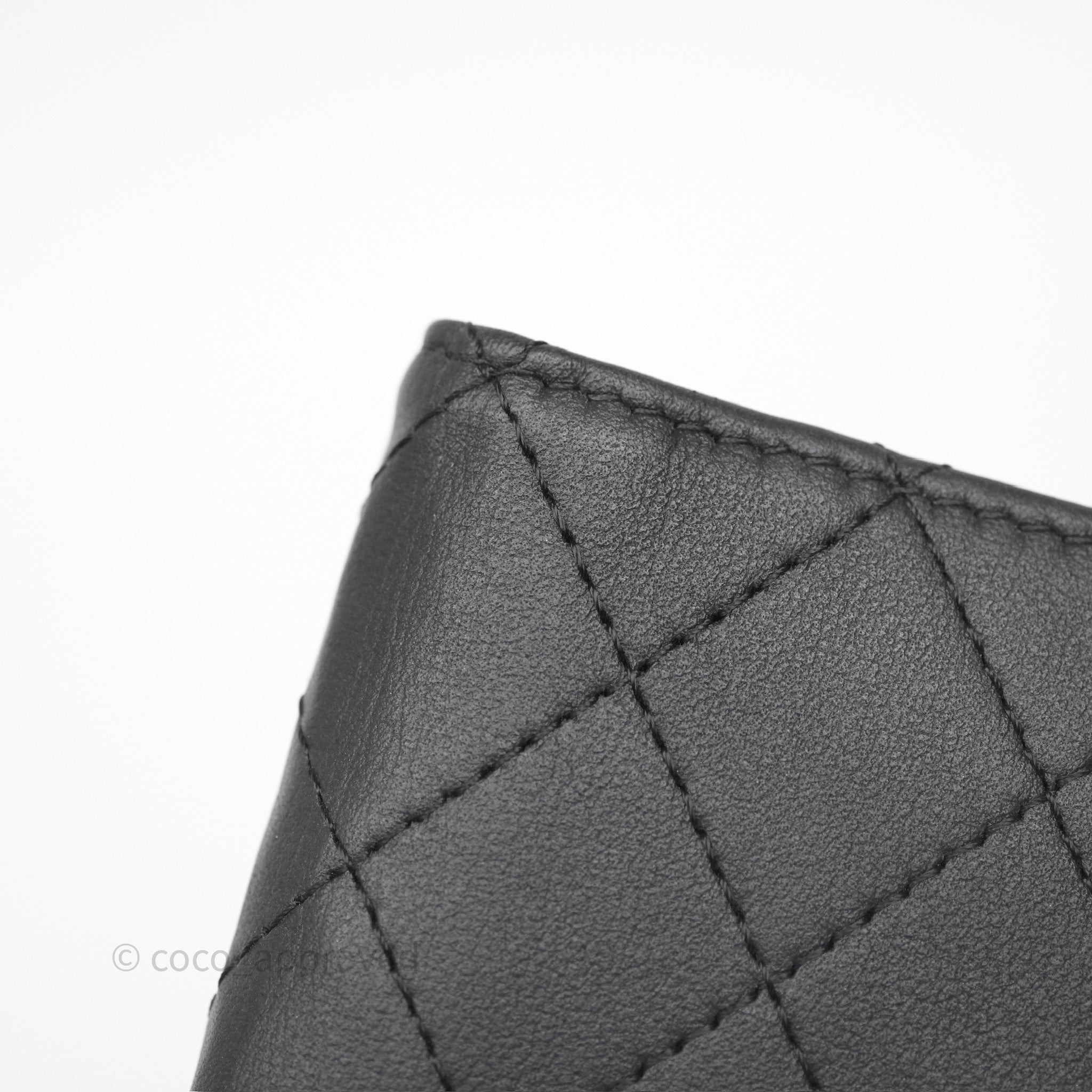Chanel Quilted So Black Calfskin Card Holder - Luxury Compact Wallet for Credit Cards & ID - Perfect for Everyday Use, Travel & Gifting