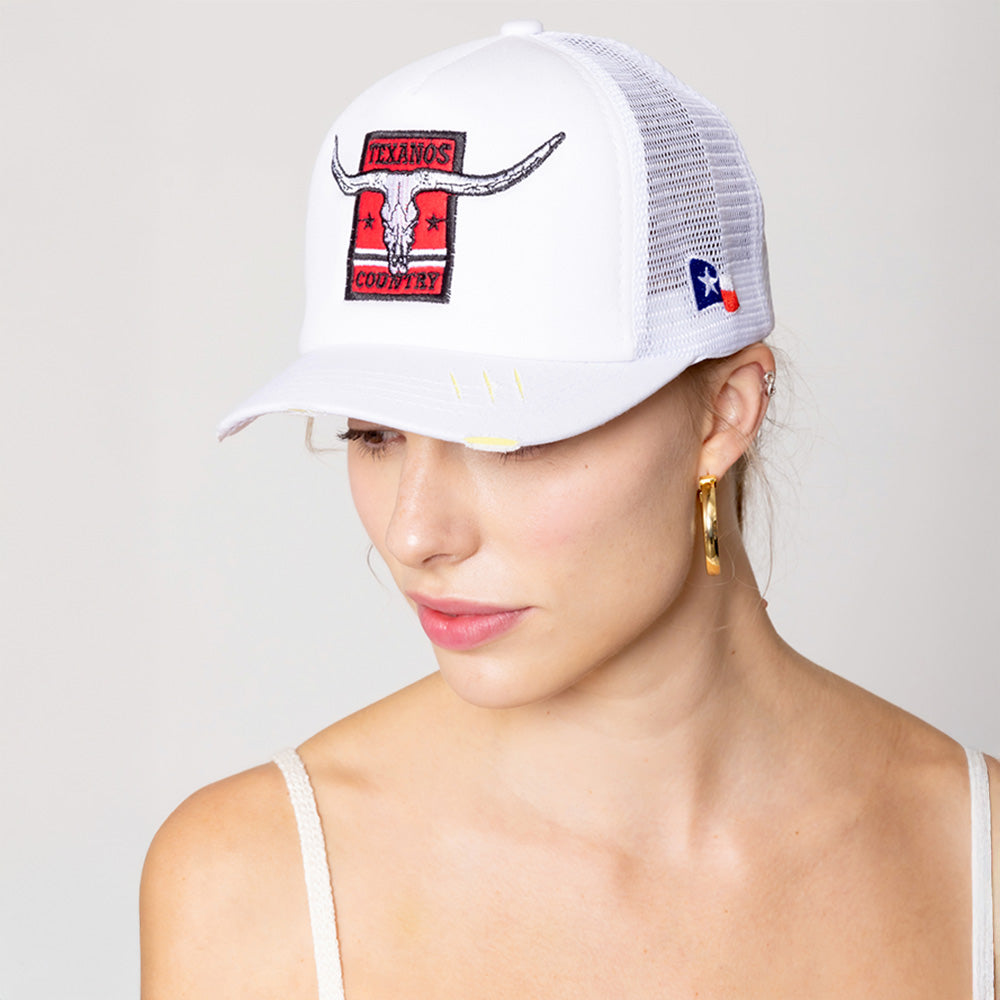 Texanos Country Texas Steer Head Embroidered Mesh Back White Trucker Hat - Western Style Baseball Cap for Men & Women, Perfect for Rodeo, Country Music Festivals and Outdoor Adventures