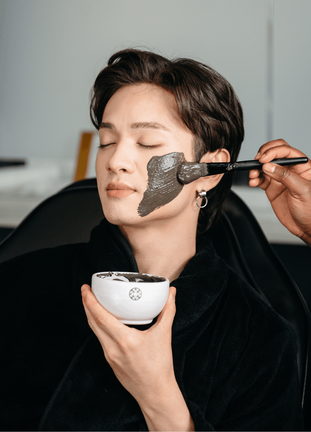 LA D’tox Noire Detox Clay Mask with Activated Charcoal & Niacinamide - Deep Cleansing & Pore Minimizing Face Mask for Acne-Prone & Oily Skin - Perfect for Spa Nights & Self-Care Routines
