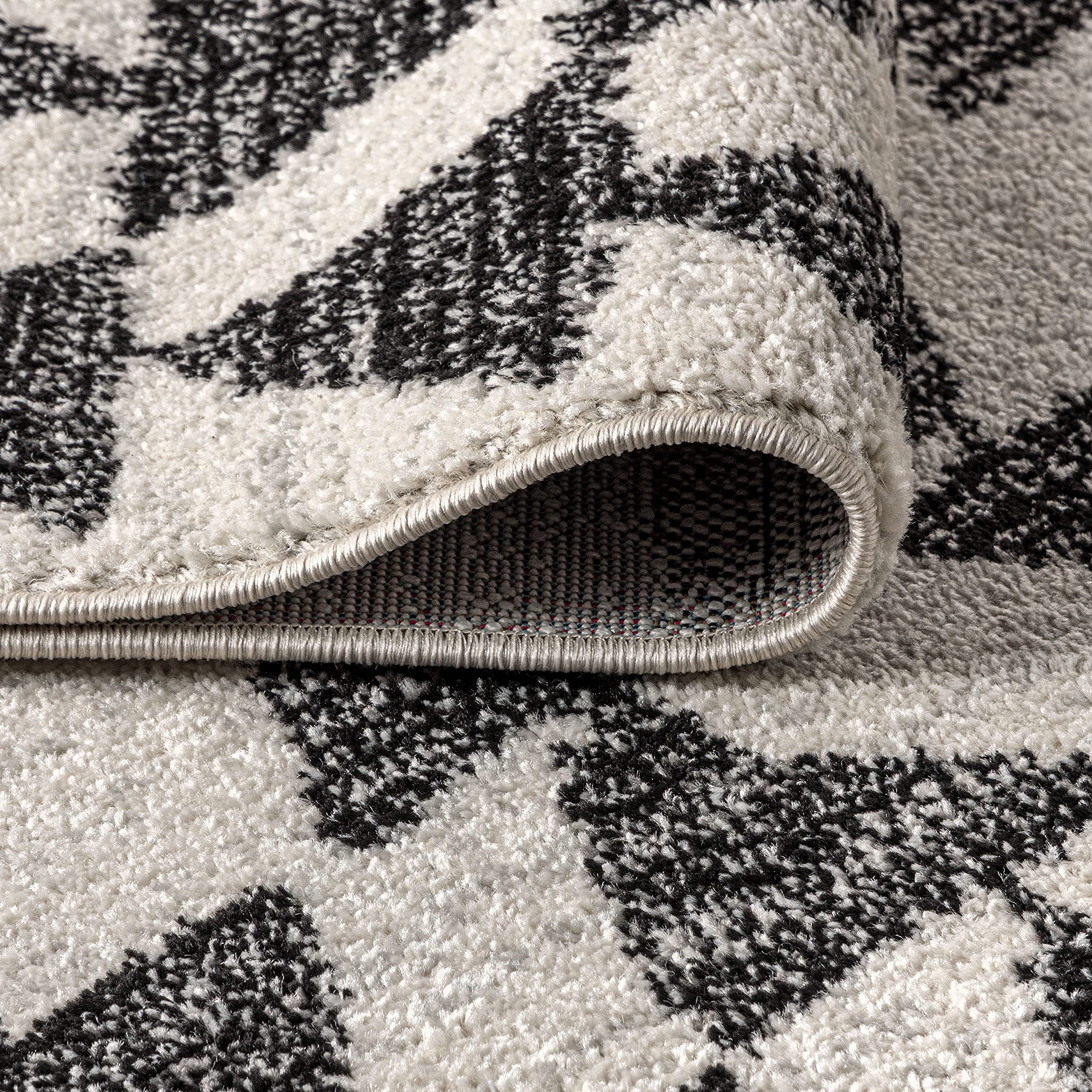 JONATHAN Y MOH206A-8 Aisha Moroccan Triangle Geometric Indoor Rug - 8'x10' Farmhouse Bohemian Minimalist Non-Shedding Easy-Clean Area Rug in Cream & Black - Perfect for Bedroom, Living Room, Kitchen & Boho Home Decor